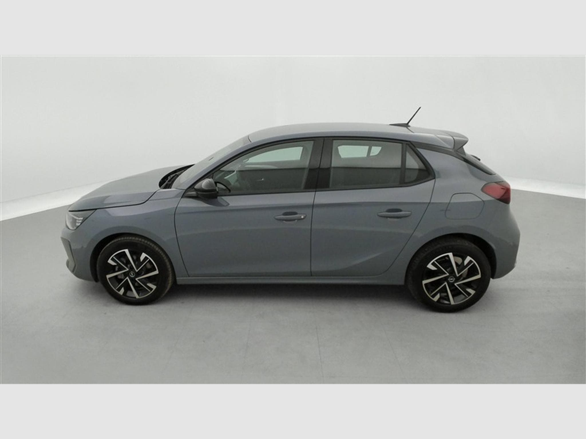 Opel Corsa 1.2 Turbo 100Cv GS CARPLAY / CAMERA / FULL LED / ALU (2025) - Foto 3