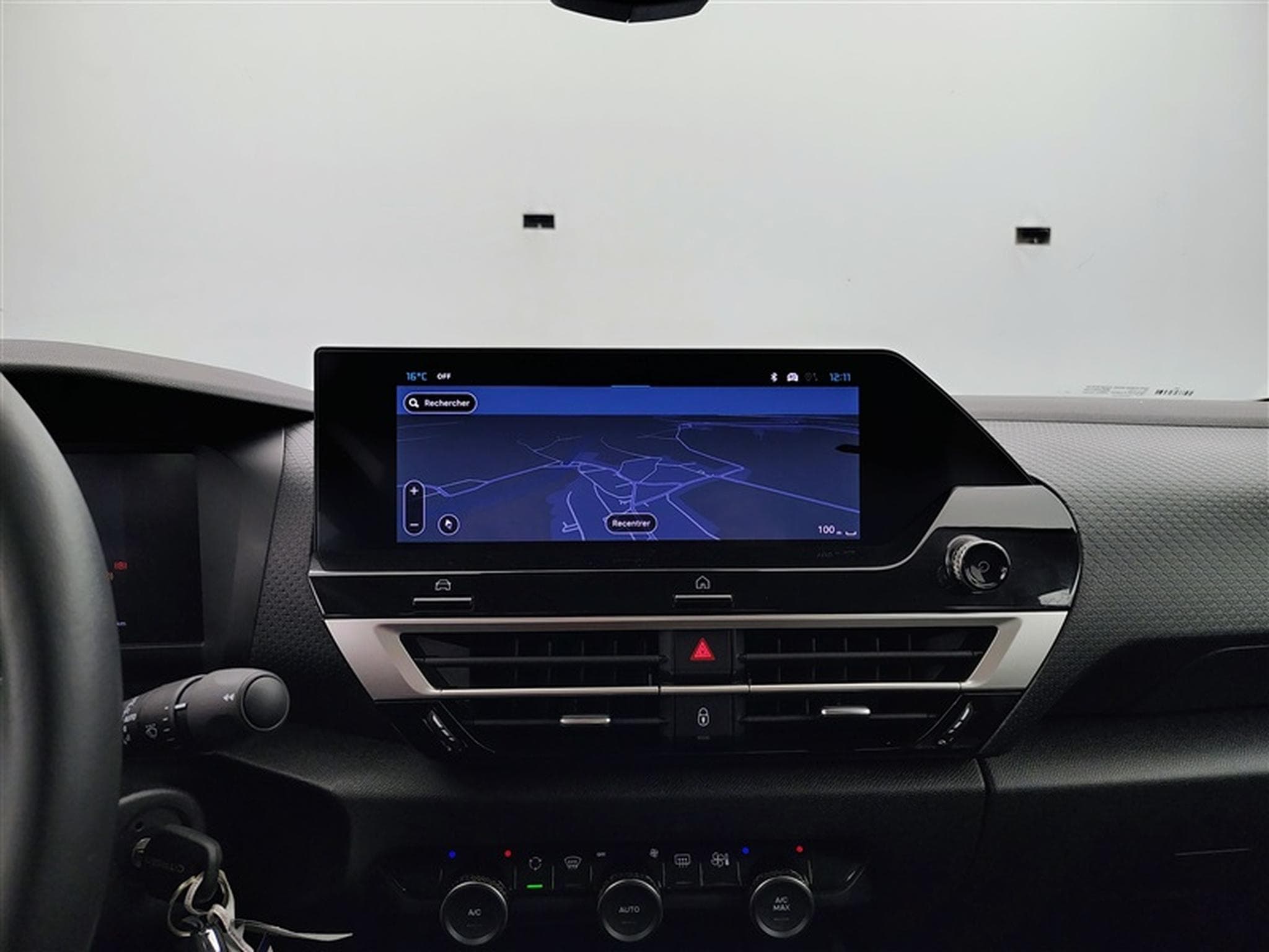 Citroen C4 1.2 PureTech 130cv EAT8 Plus NAVI / CARPLAY (2025) - Foto 11