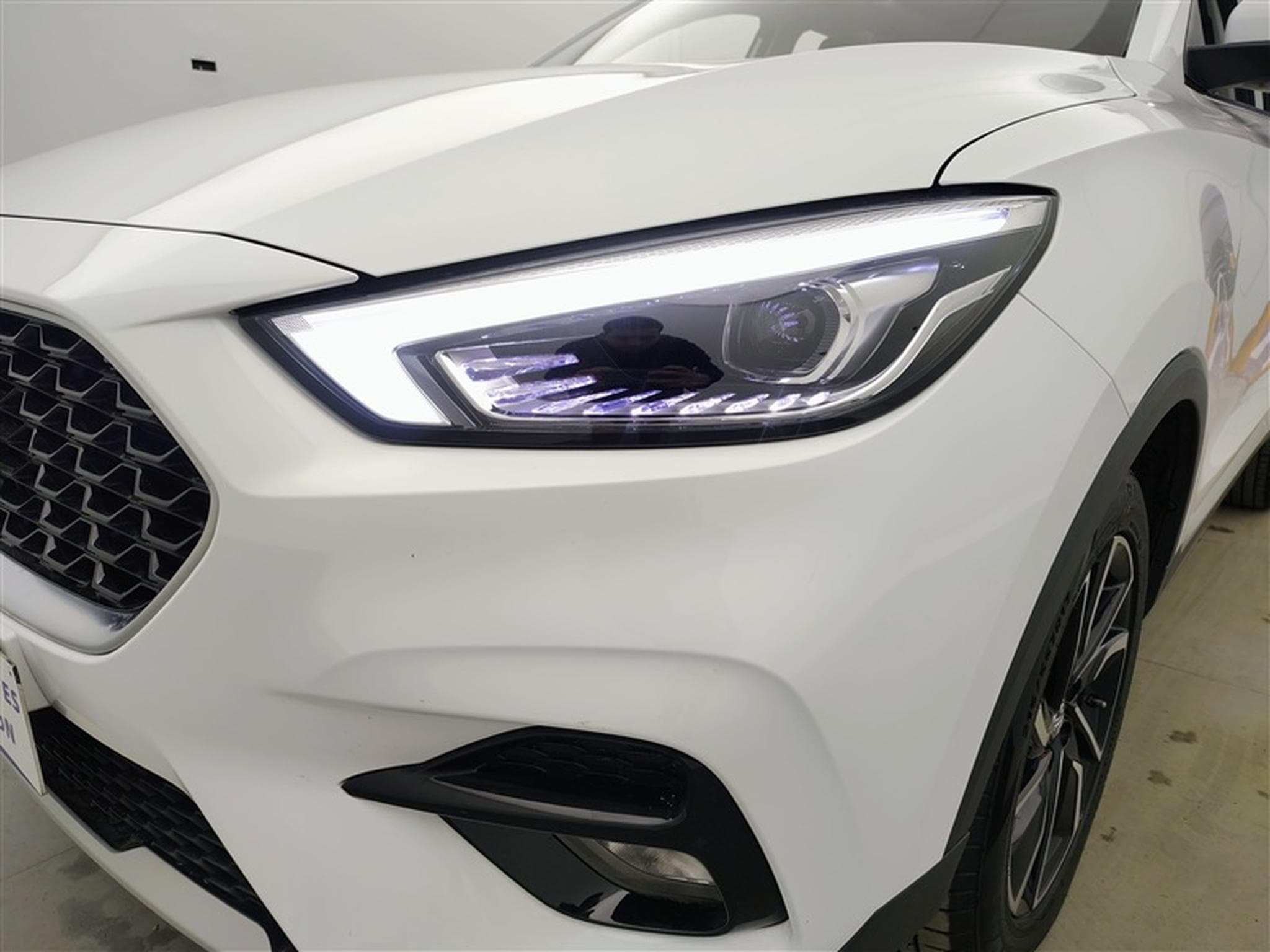 MG ZS 1.0 T-GDi Luxury (2022) - Foto 15