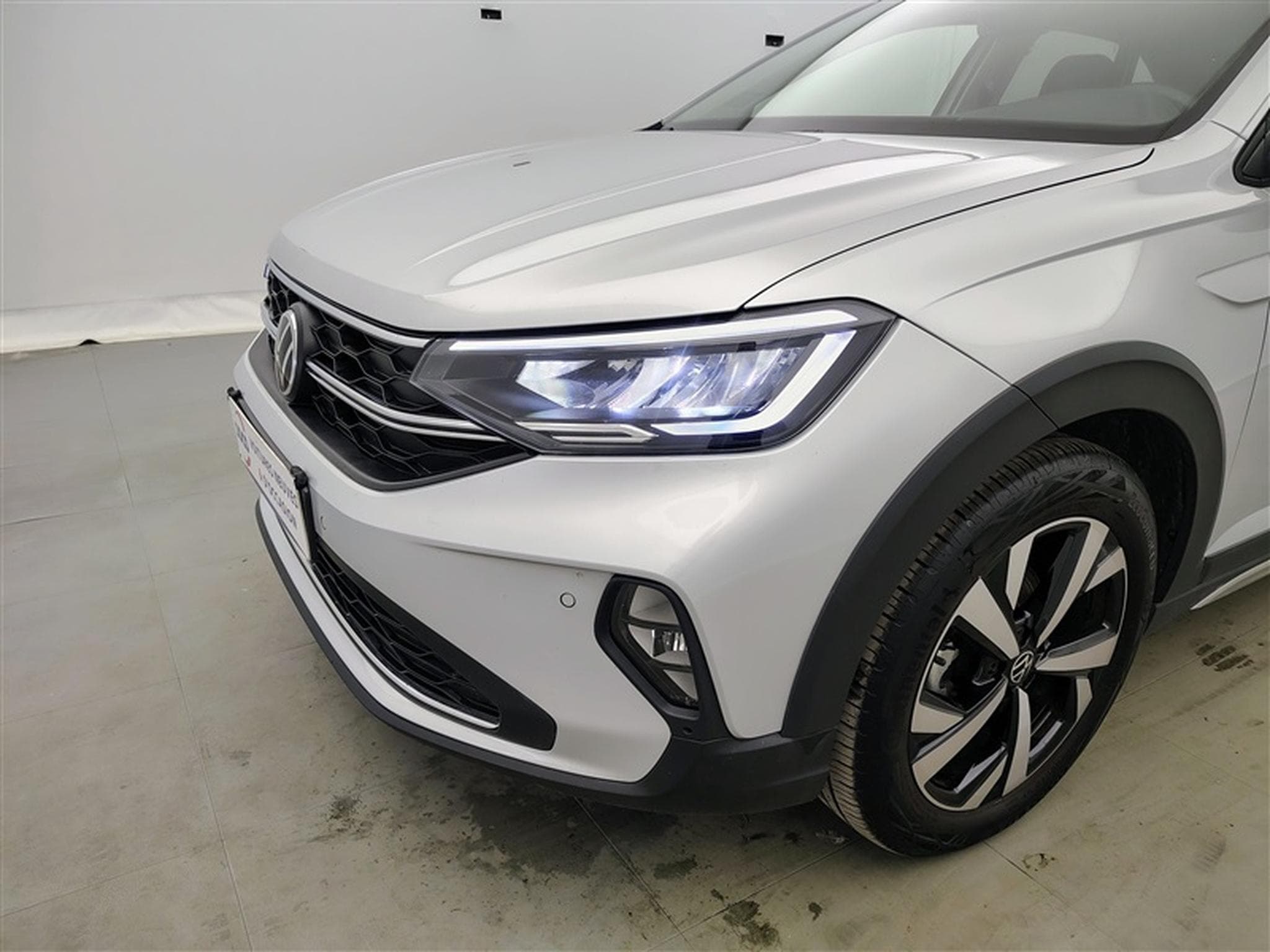 VW Taigo 1.0 TSI 115cv DSG Life CARPLAY / CAMERA / FULL LED (2025) - Foto 14