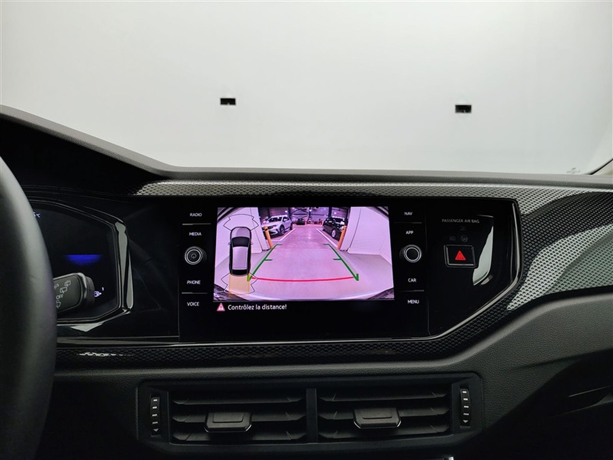 VW Taigo 1.0 TSI 115cv DSG Life CARPLAY / CAMERA / FULL LED (2025) - Foto 16