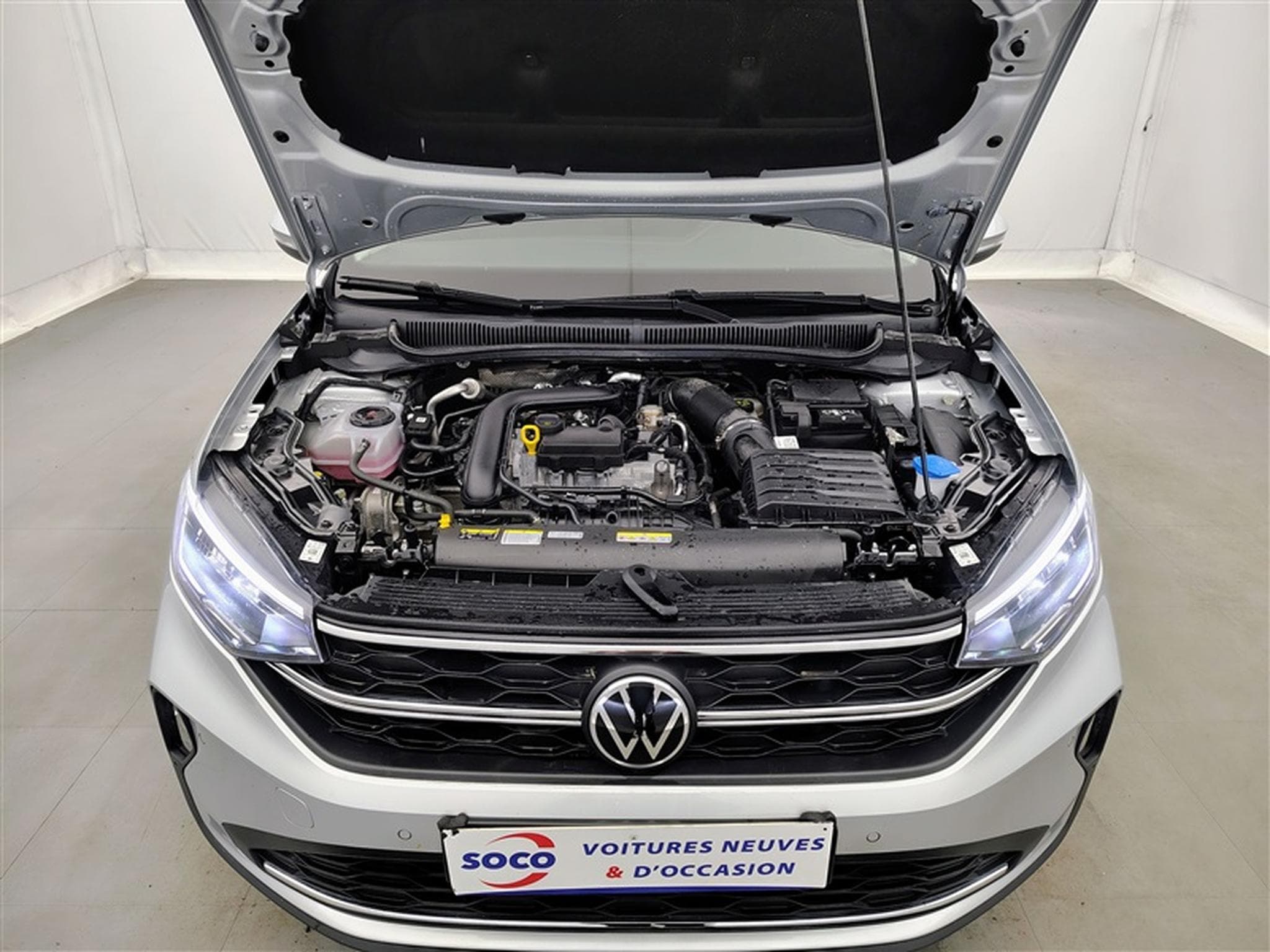 VW Taigo 1.0 TSI 115cv DSG Life CARPLAY / CAMERA / FULL LED (2025) - Foto 17