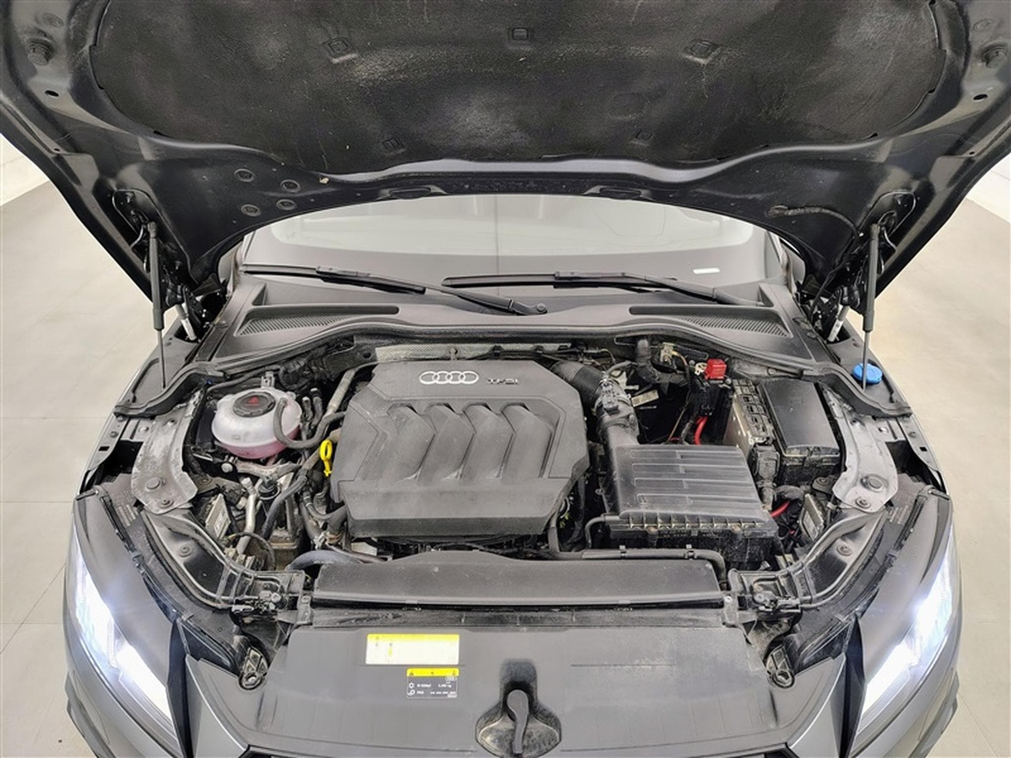 Audi TT Coupé 40 TFSI S-Line NAVI / CAMERA (2019) - Foto 19