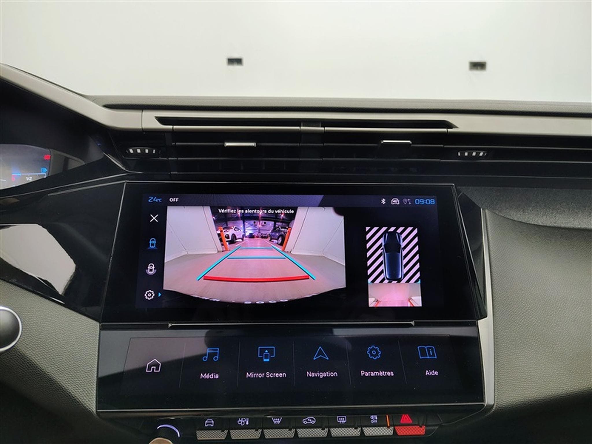 Peugeot 308 1.2 Turbo 130cv EAT8 Allure CARPLAY/FULL LED/CAM 360/COCKPIT (2024) - Foto 18