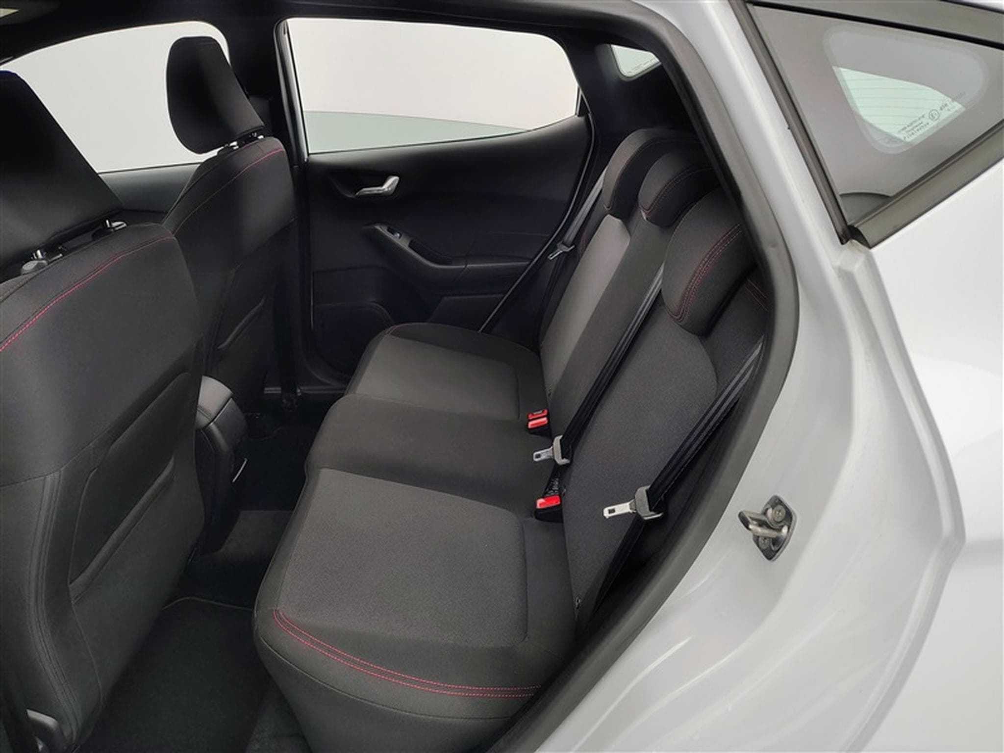 Ford Fiesta 1.0 EcoBoost 100Cv ST-Line CARPLAY / FULL LED (2023) - Photo 13
