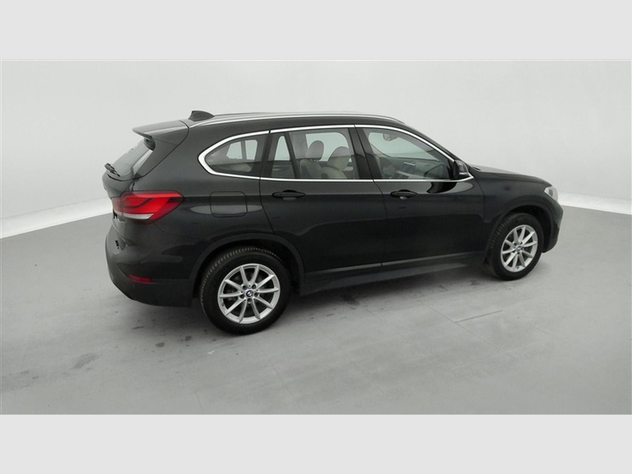 BMW X1 1.5 d sDrive16 Cuir / Navi / Led / PDC av+ar (2021) - Foto 25