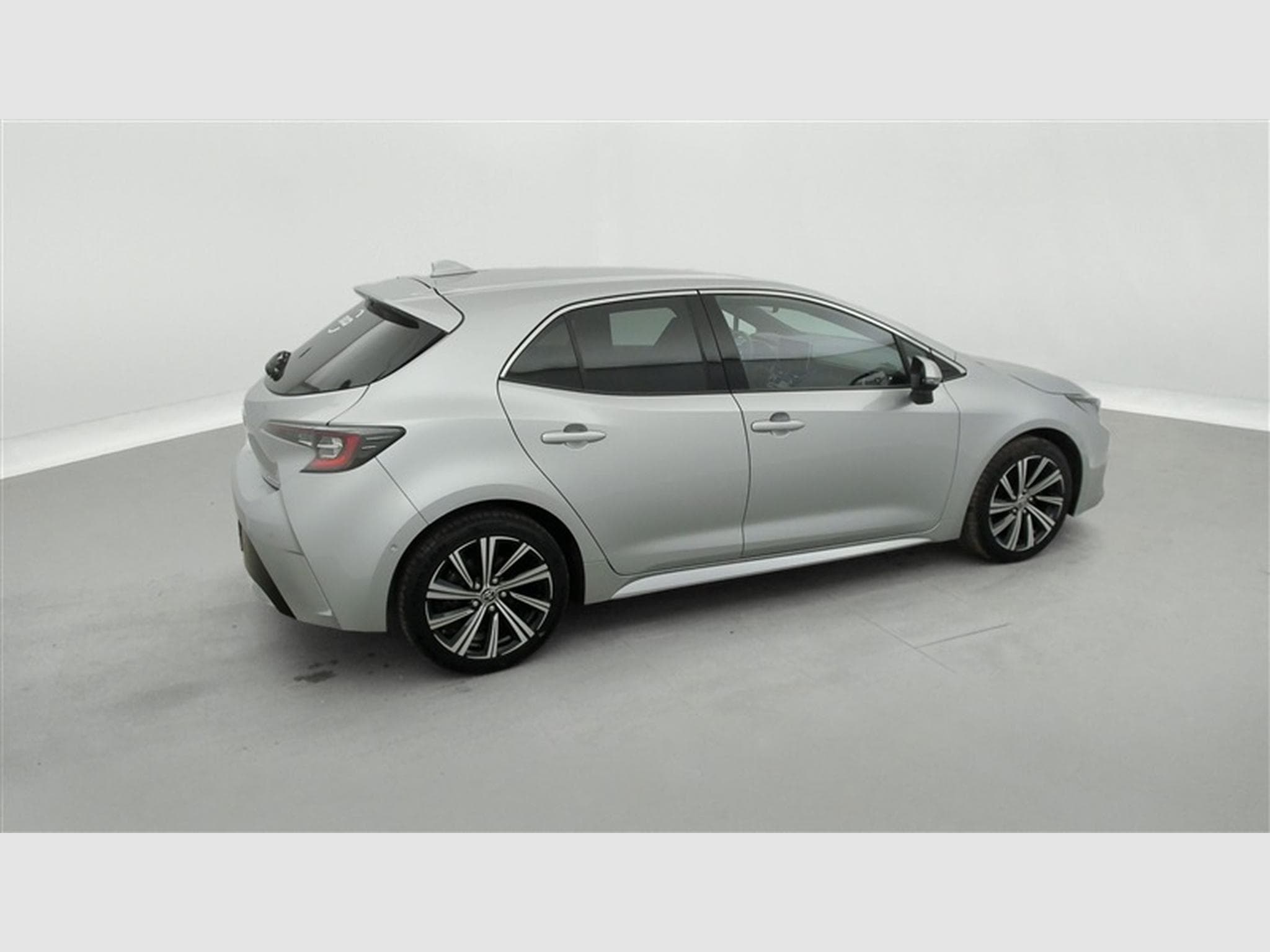 Toyota Corolla TS Hybrid 1.8 Style e-CVT *NAVI/FULL LED/CARPLAY/CAM/JA17* (2023) - Foto 24