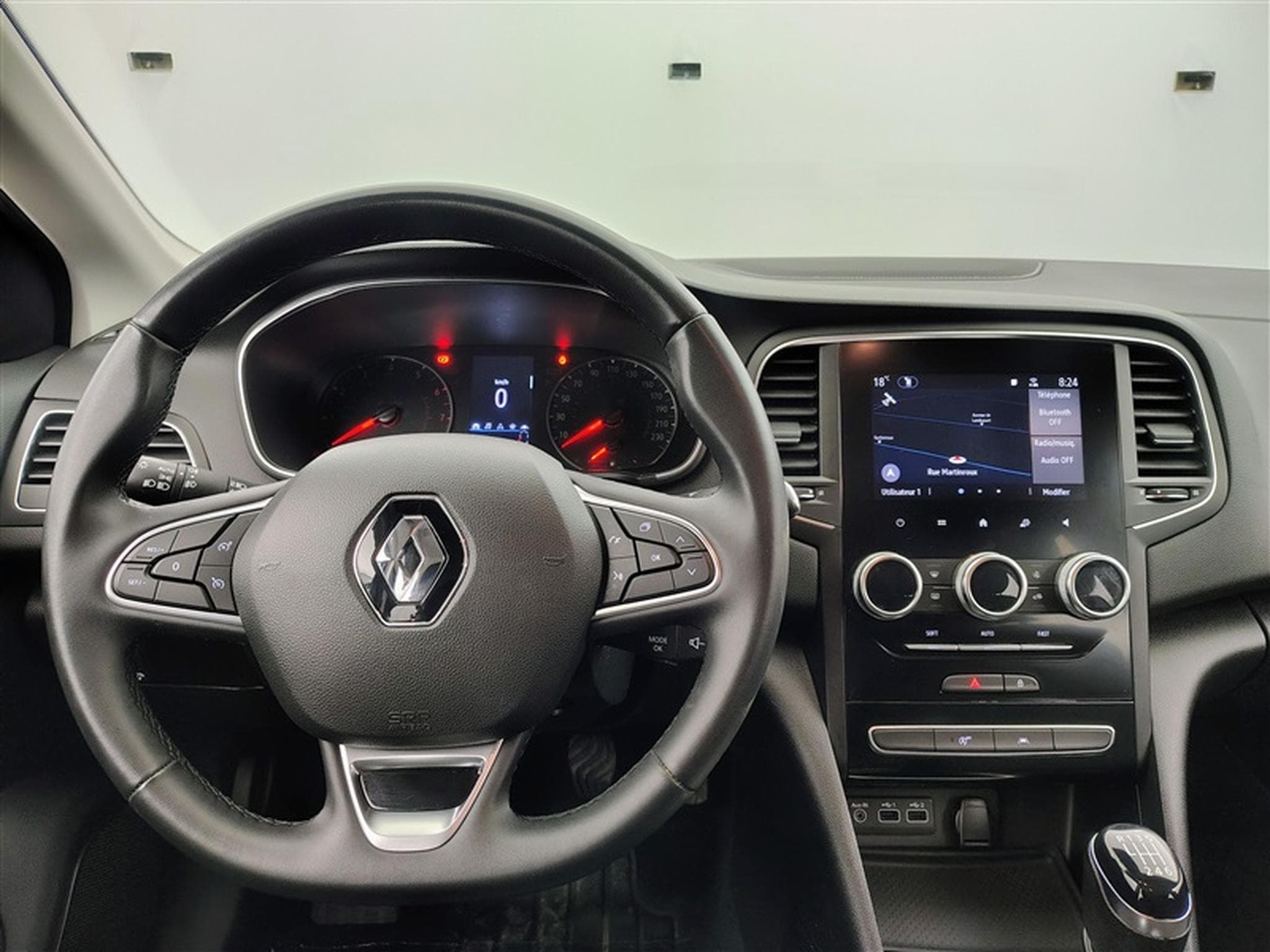 Renault Megane 1.33 TCe Equilibre NAVI/FULL LED/JA16/PDC (2022) - Photo 9