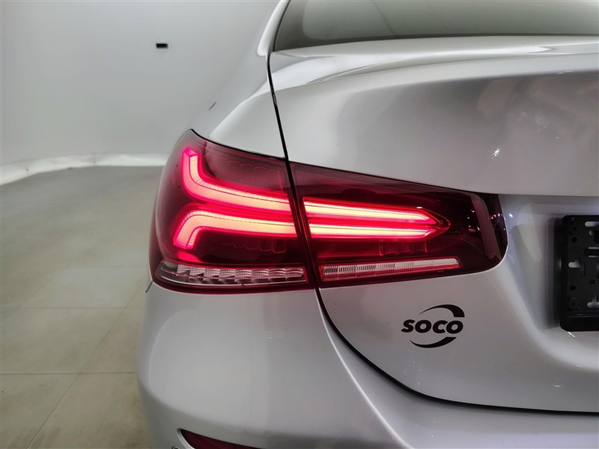Mercedes A 180 A 180 d Business Solution S-CUIR/NAVI/FULL LED (2022) - Photo 16