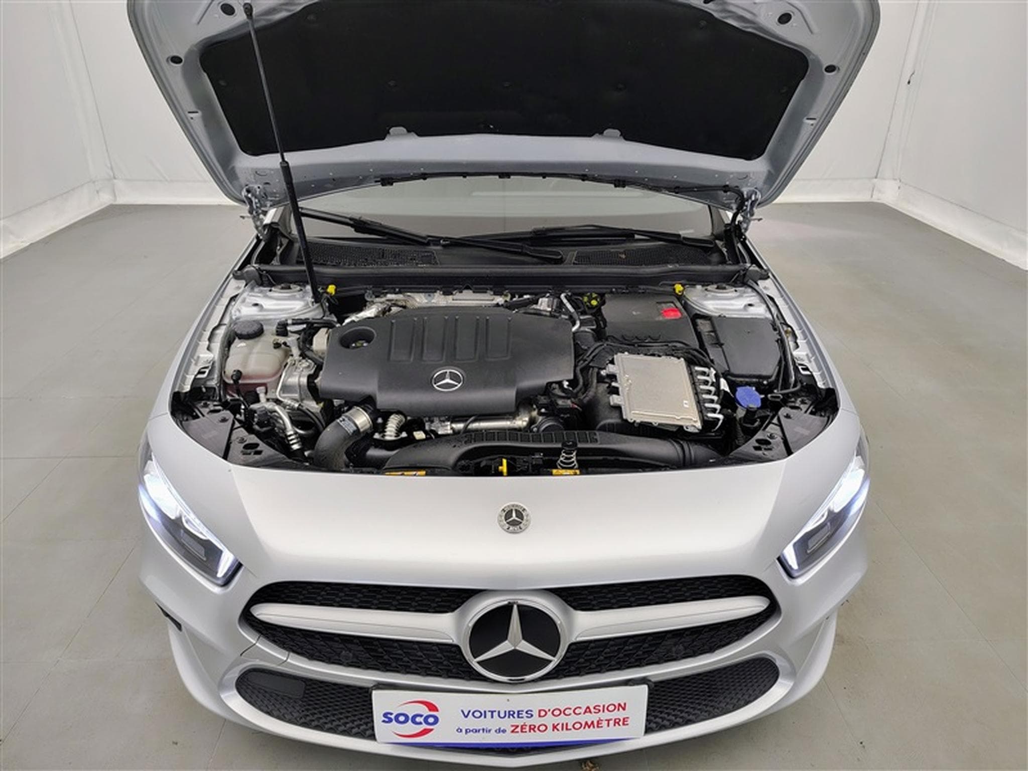 Mercedes A 180 A 180 d Business Solution S-CUIR/NAVI/FULL LED (2022) - Photo 19