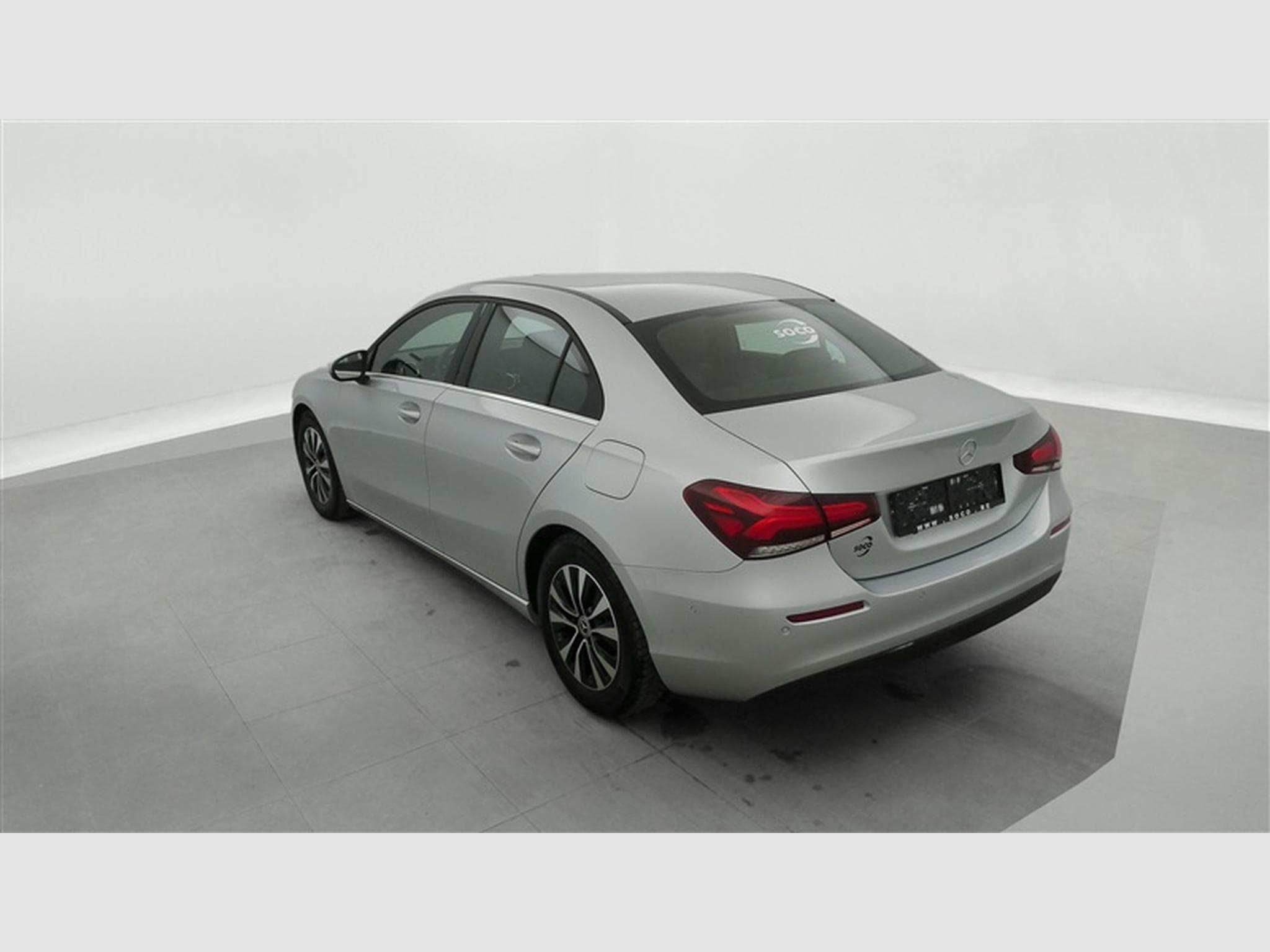 Mercedes A 180 A 180 d Business Solution S-CUIR/NAVI/FULL LED (2022) - Photo 2