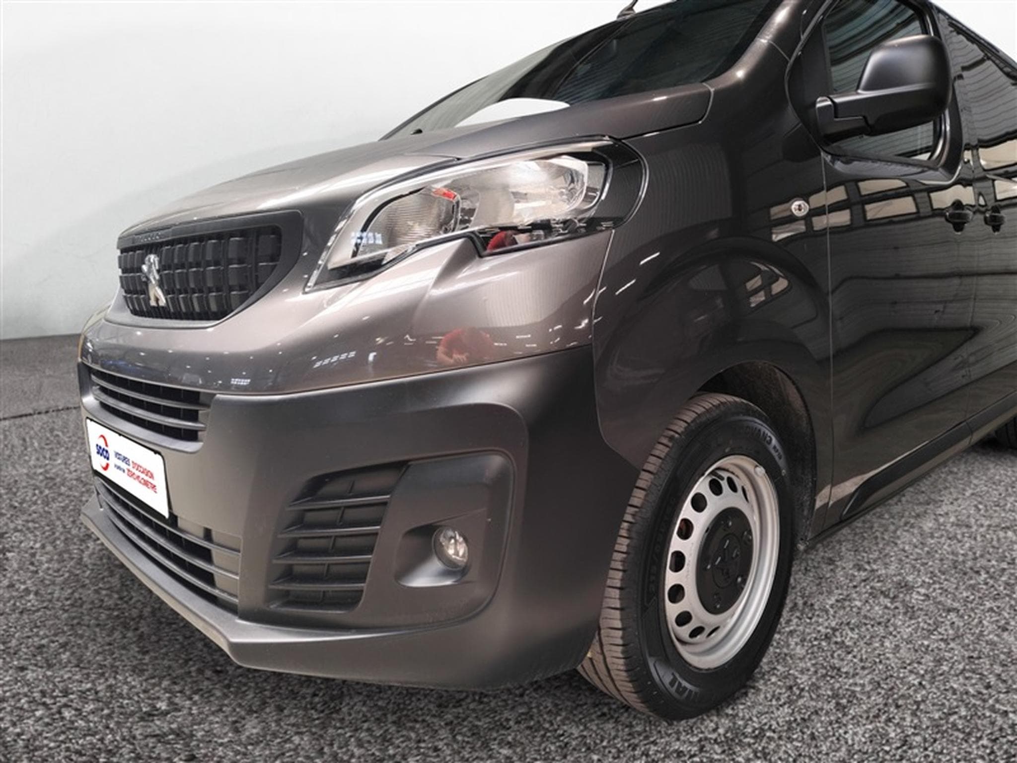 Peugeot Expert 2.0 BlueHDi L3 AUTO/3PL/NAVI/PDC (2024) - Photo 16