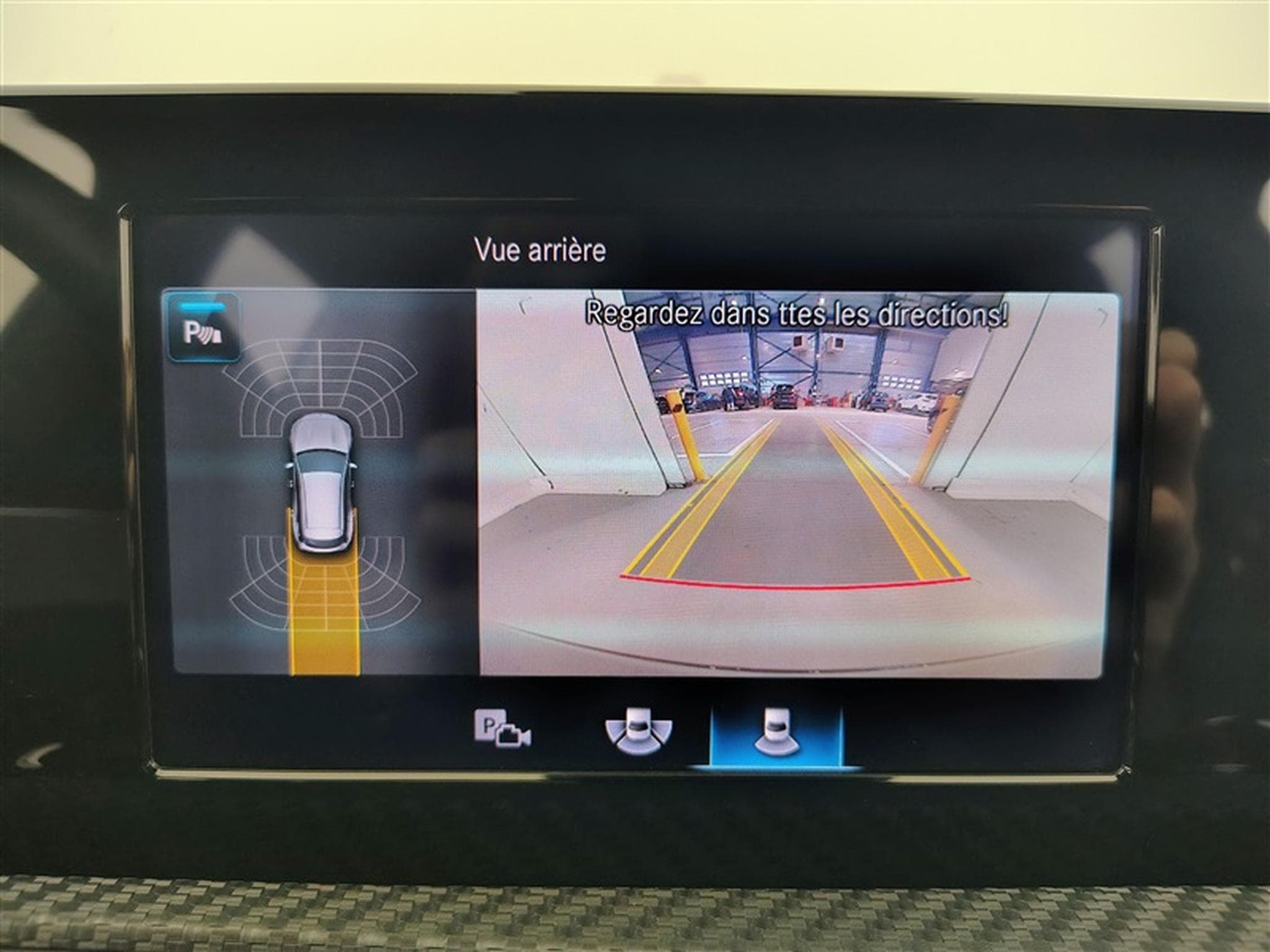 Mercedes CLA 180 CLA 180 Business Solution NAVI/JA/PDC AV AR (2022) - Photo 18