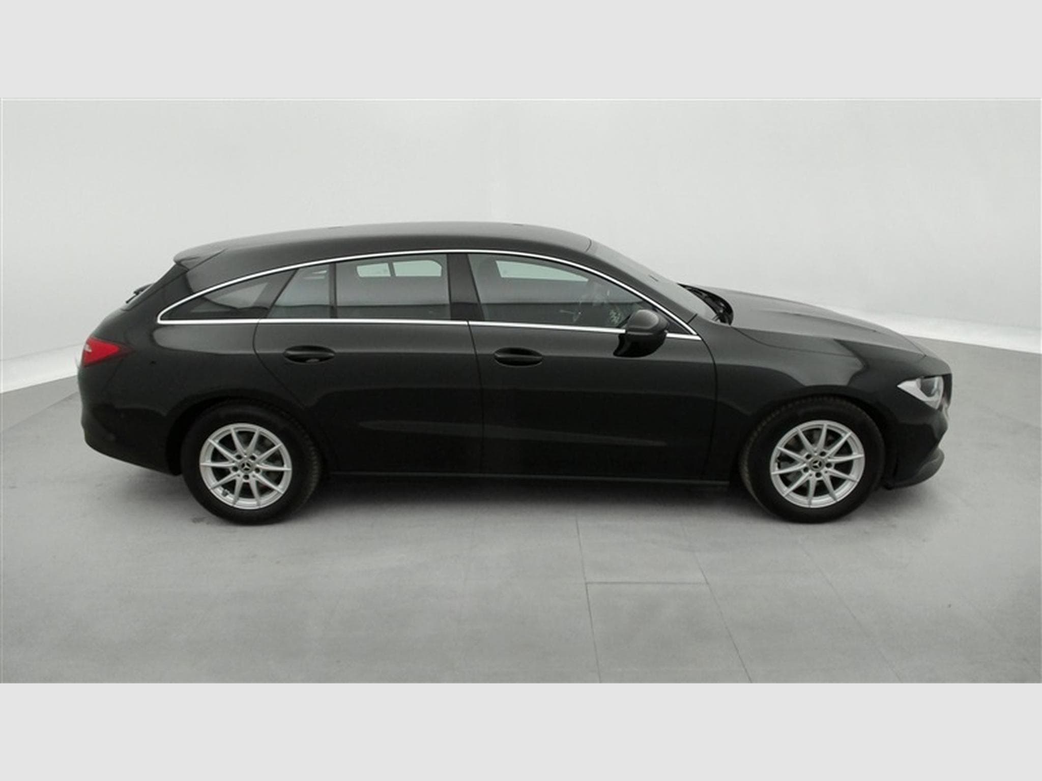 Mercedes CLA 180 CLA 180 Business Solution NAVI/JA/PDC AV AR (2022) - Photo 23