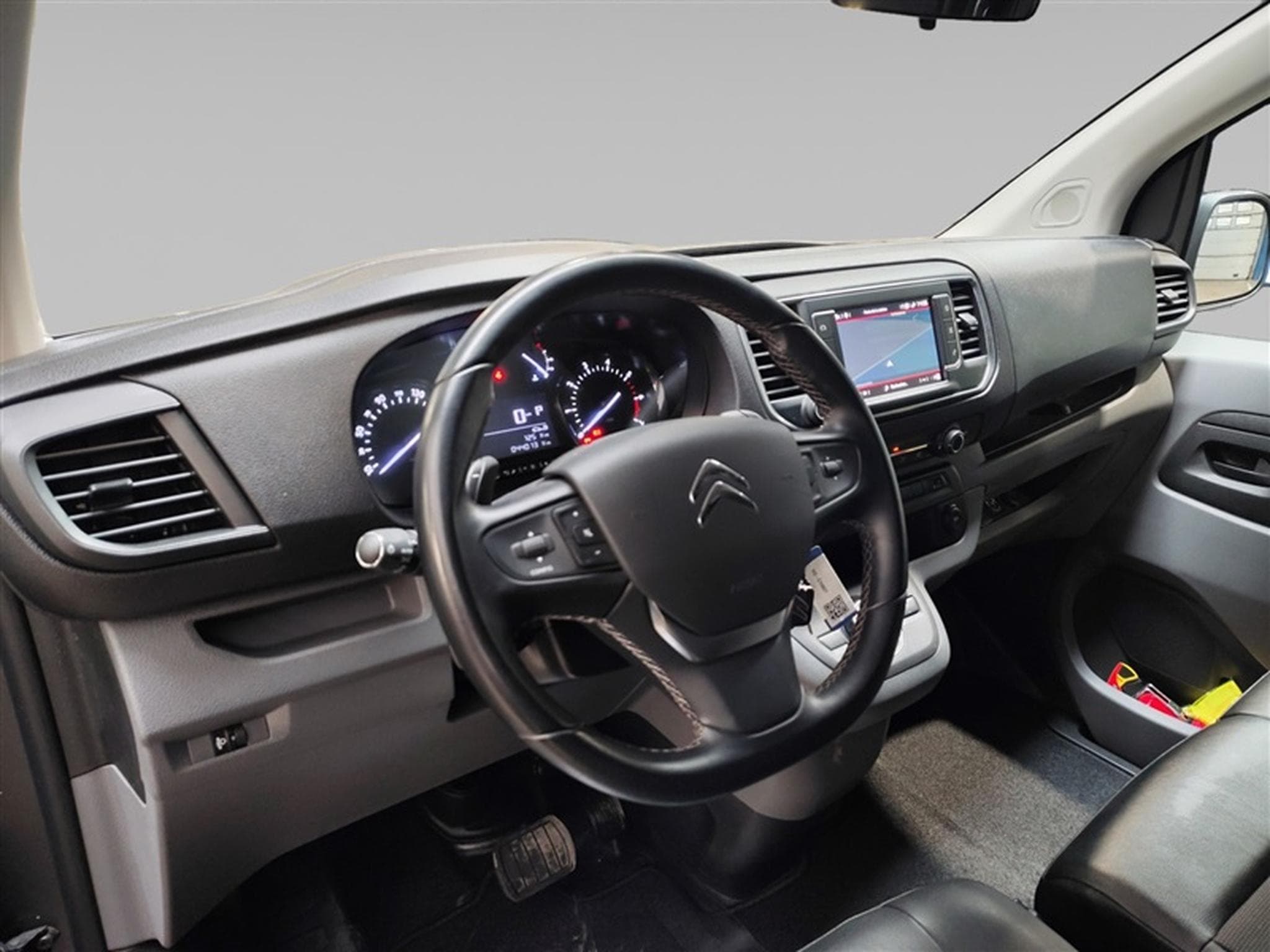 Citroen Jumpy 2.0 BlueHDi XL Club NAVI / CLIM / PDC AV-AR (2021) - Photo 8