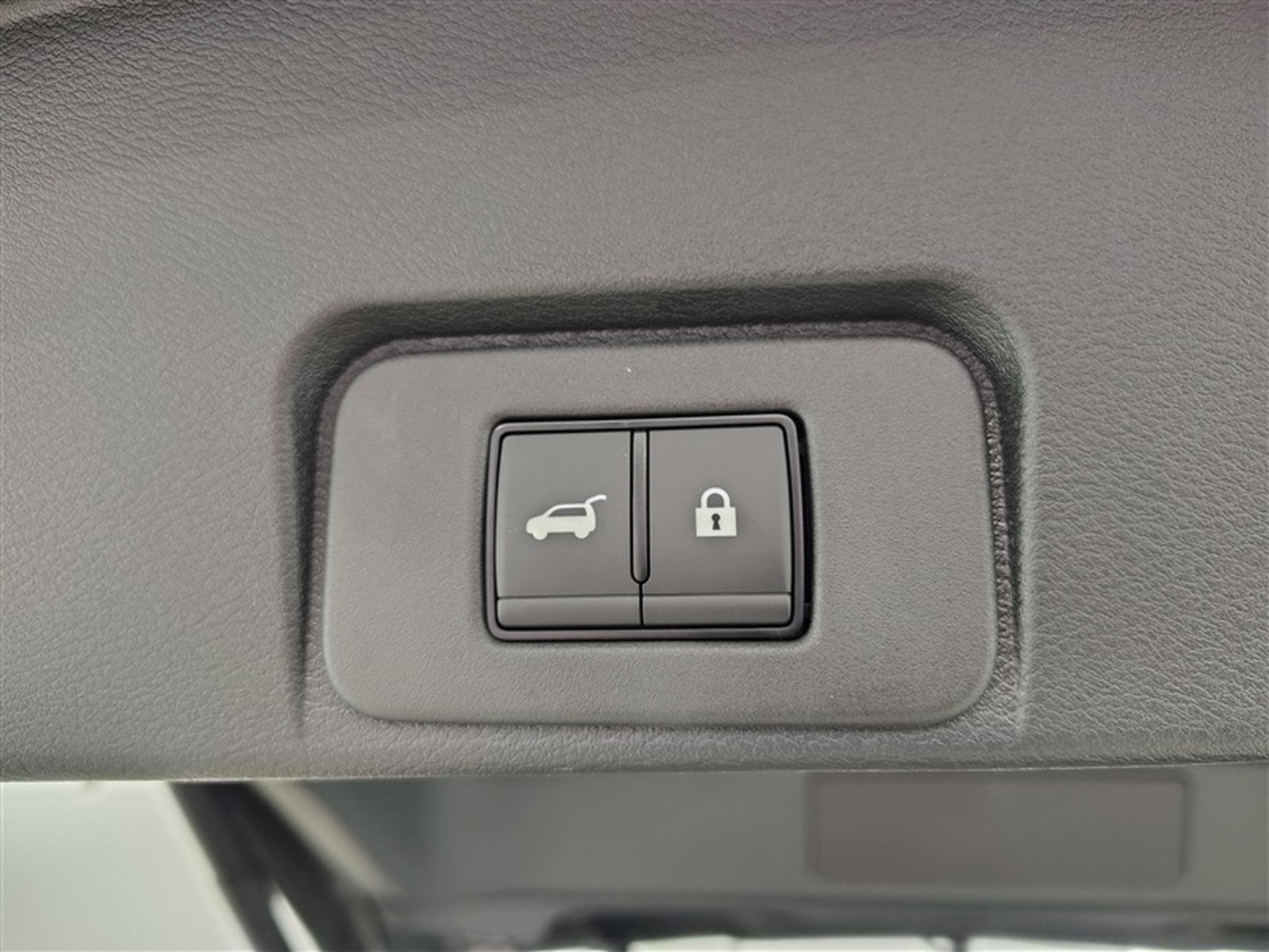 Nissan X-Trail 1.5 DIG-T 2WD X-Tronic N-Connecta NAVI / FULL LED / CAMERA (2026) - Photo 21