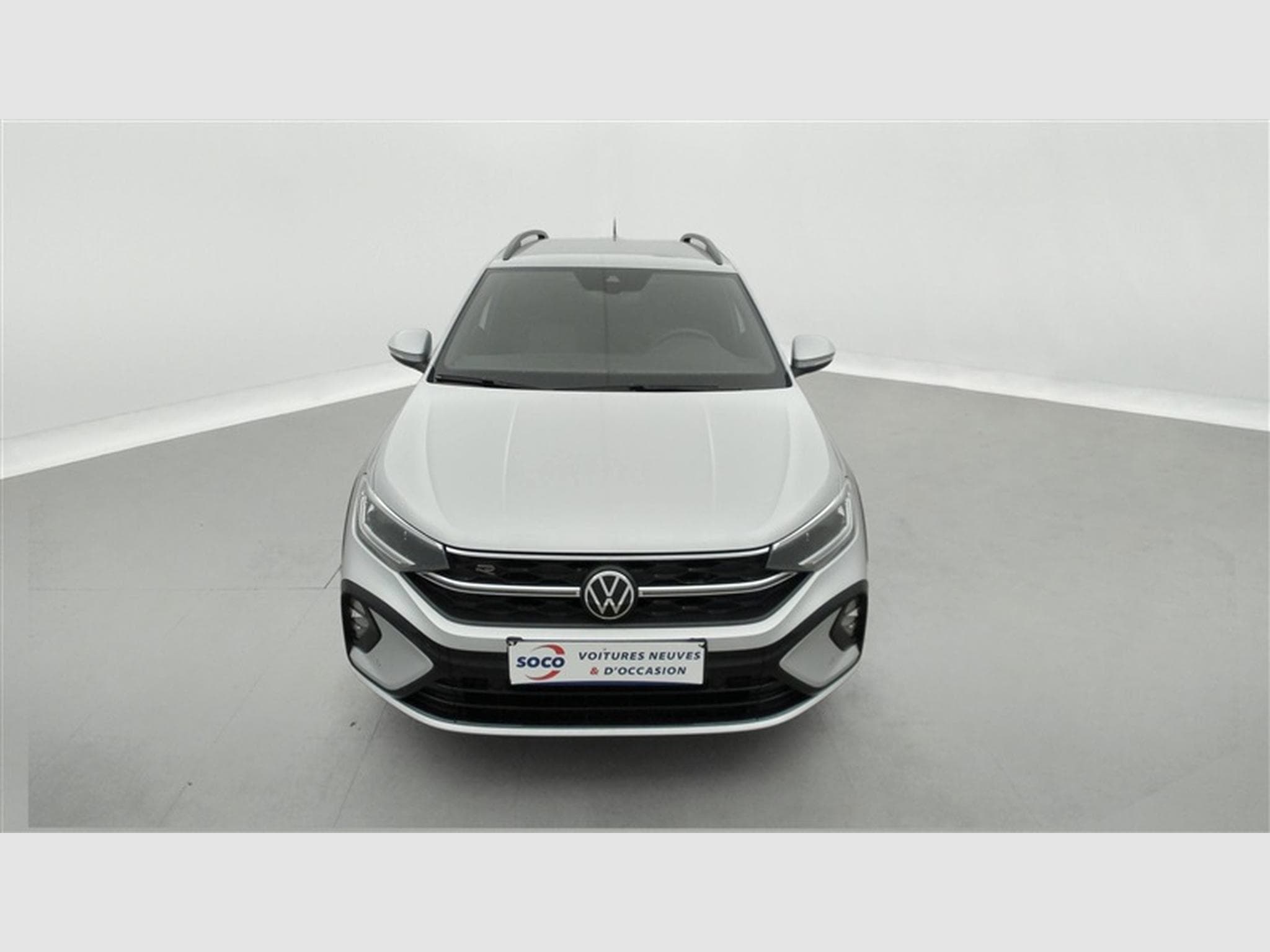 VW Taigo 1.0 TSI 115cv DSG R-Line CARPLAY / FULL LED / CAMERA / JA 18 (2025) - Photo 4