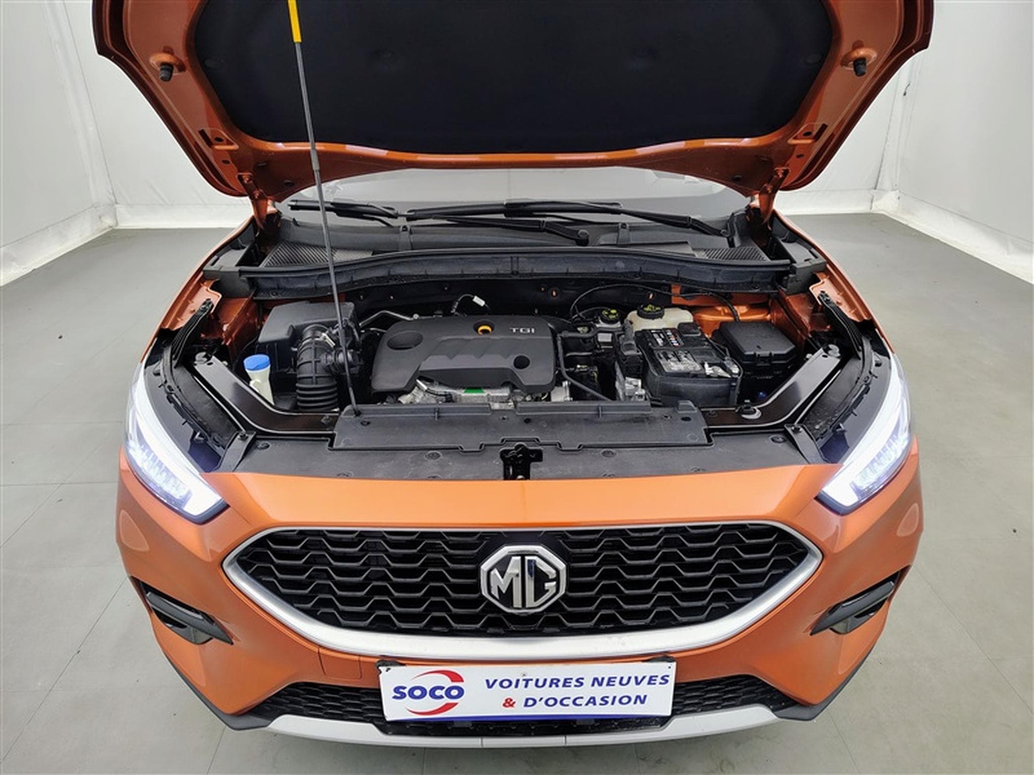 MG ZS 1.0 T-GDi Luxury AT (2024) - Photo 19