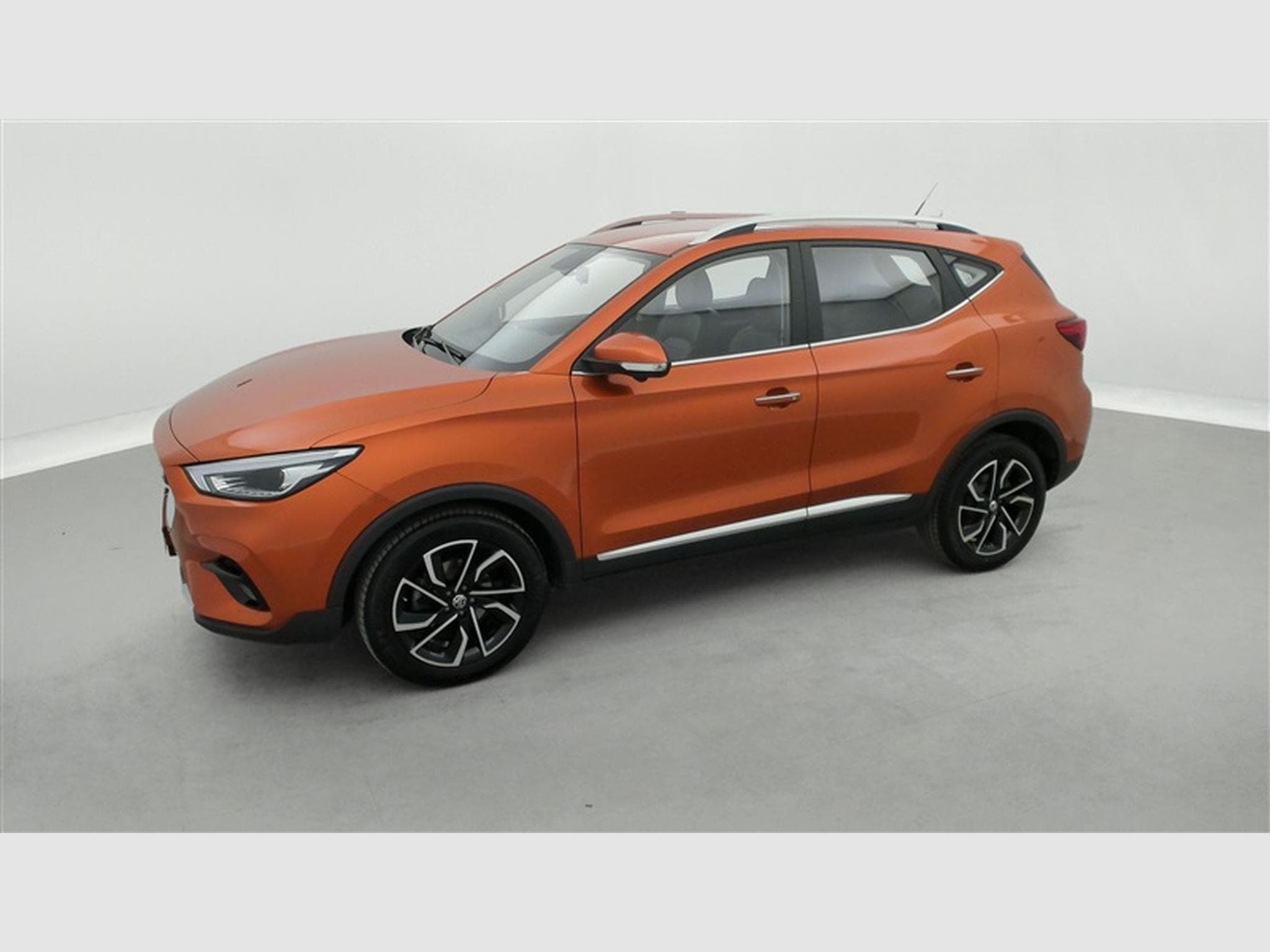 MG ZS 1.0 T-GDi Luxury AT (2024) - Photo 21
