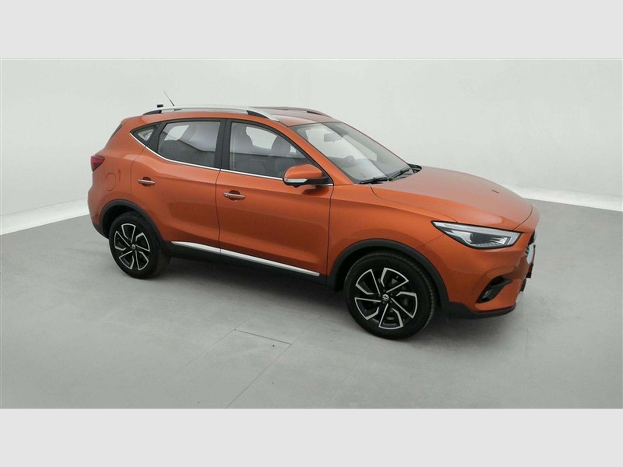 MG ZS 1.0 T-GDi Luxury AT (2024) - Photo 23