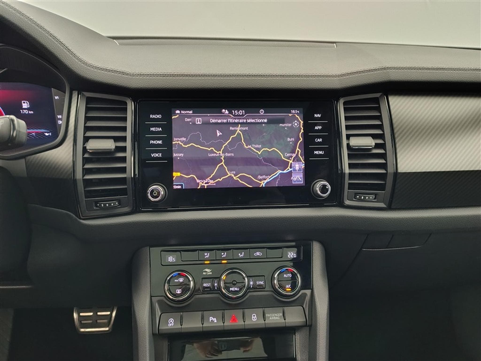Skoda Kodiaq 1.5 TSI 150Cv DSG Sportline 7PL / NAVI / CAMERA / TO PANO (2024) - Photo 11