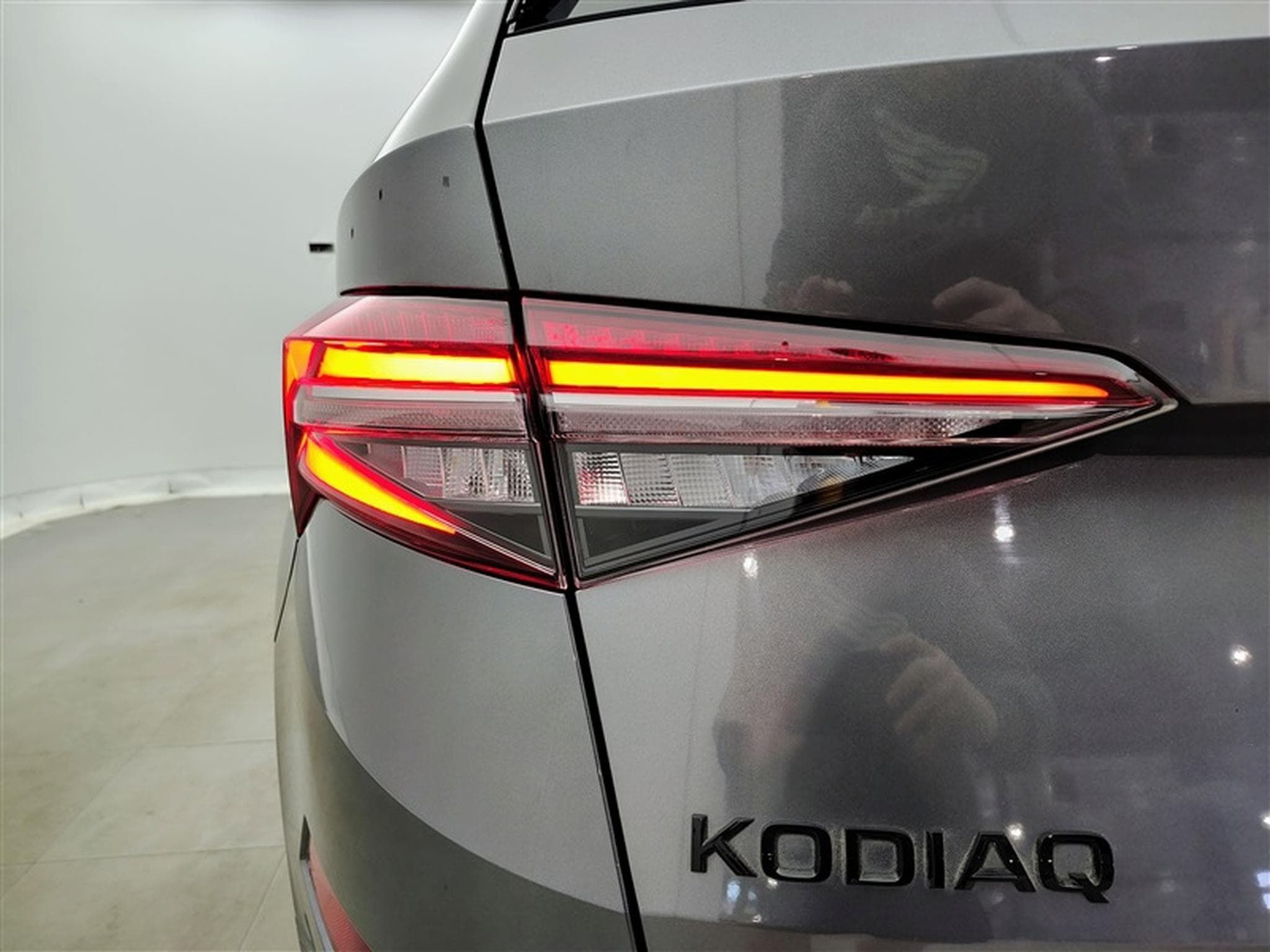 Skoda Kodiaq 1.5 TSI 150Cv DSG Sportline 7PL / NAVI / CAMERA / TO PANO (2024) - Photo 16