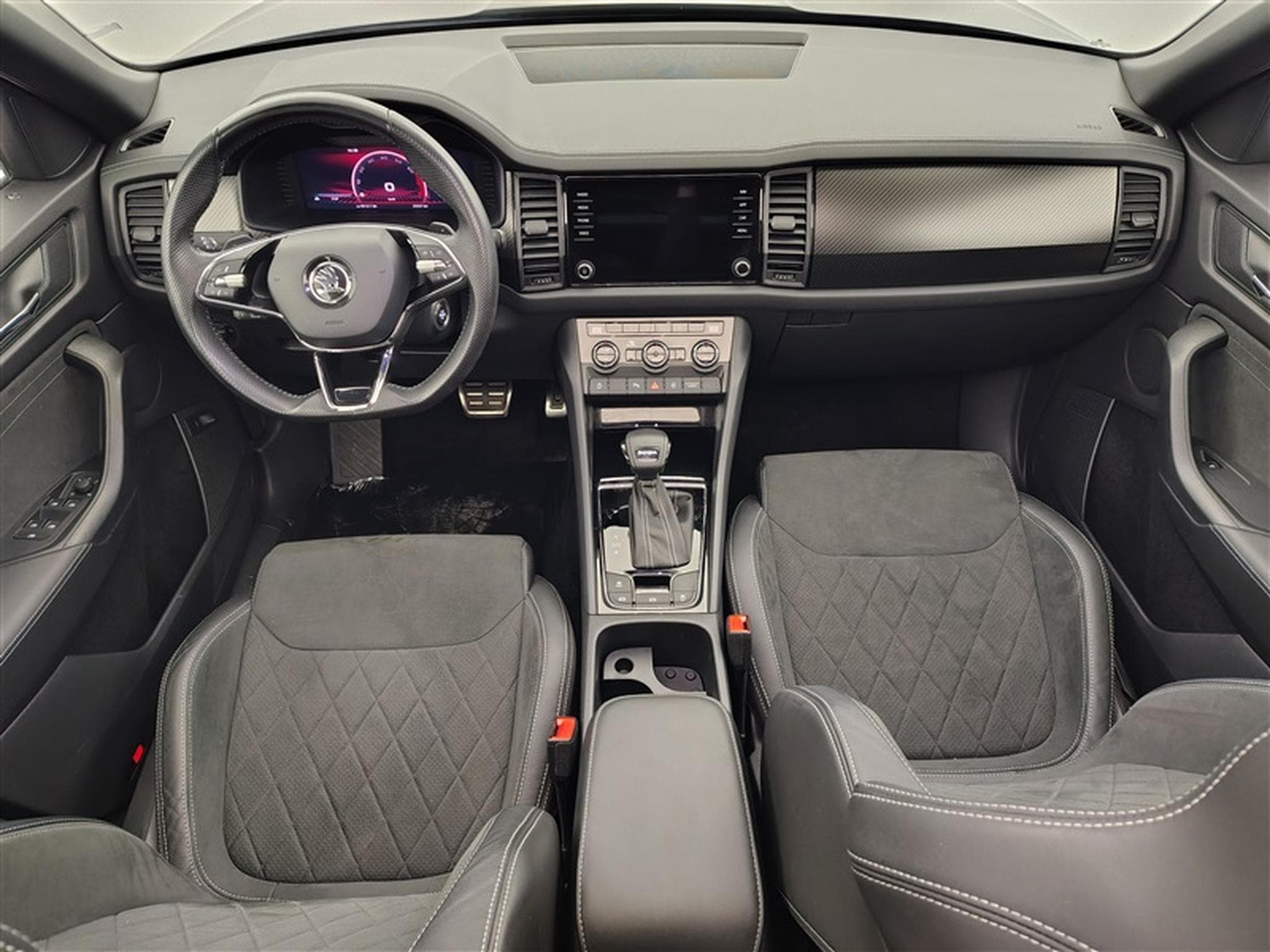 Skoda Kodiaq 1.5 TSI 150Cv DSG Sportline 7PL / NAVI / CAMERA / TO PANO (2024) - Photo 8