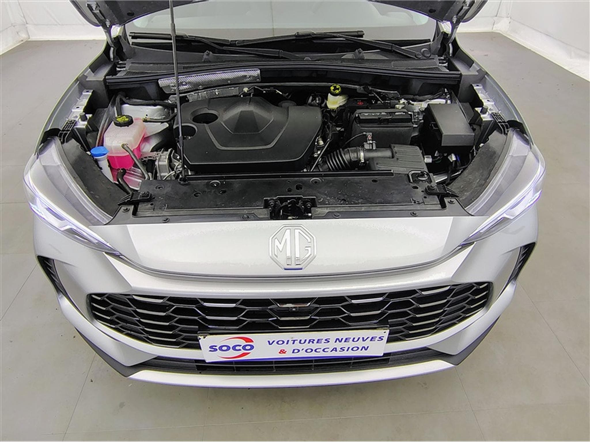 MG ZS 1.5 VTi 115cv Luxury NAVI / FULL LED / CUIR / CAMERA / JA17 (2025) - Photo 19