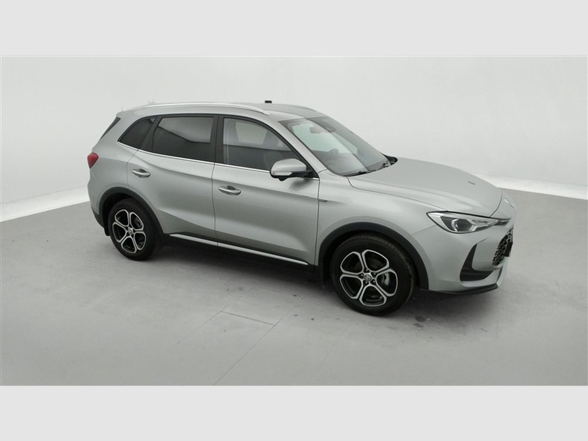 MG ZS 1.5 VTi 115cv Luxury NAVI / FULL LED / CUIR / CAMERA / JA17 (2025) - Photo 23