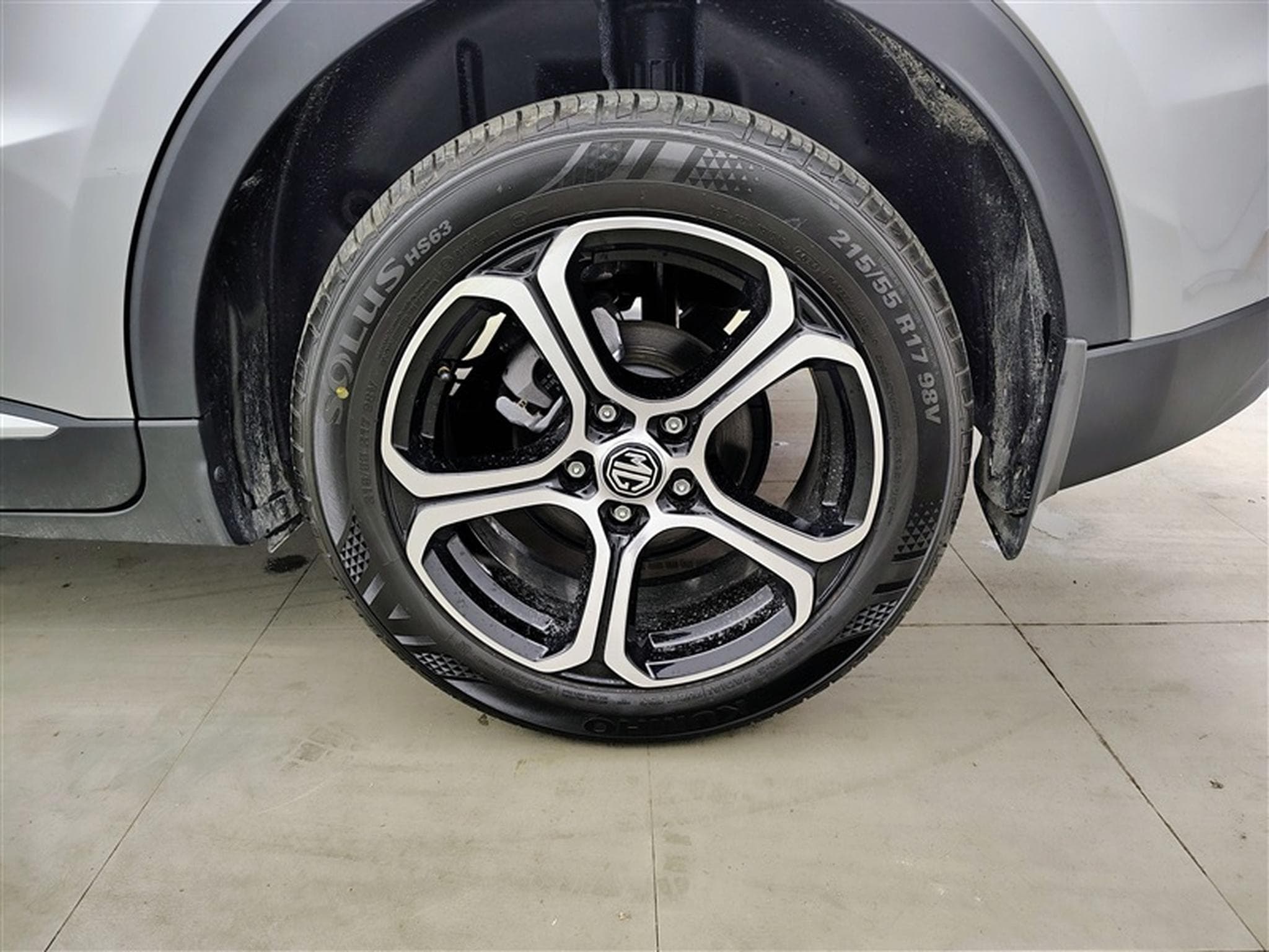 MG ZS 1.5 VTi 115cv Luxury NAVI / FULL LED / CUIR / CAMERA / JA17 (2025) - Photo 6