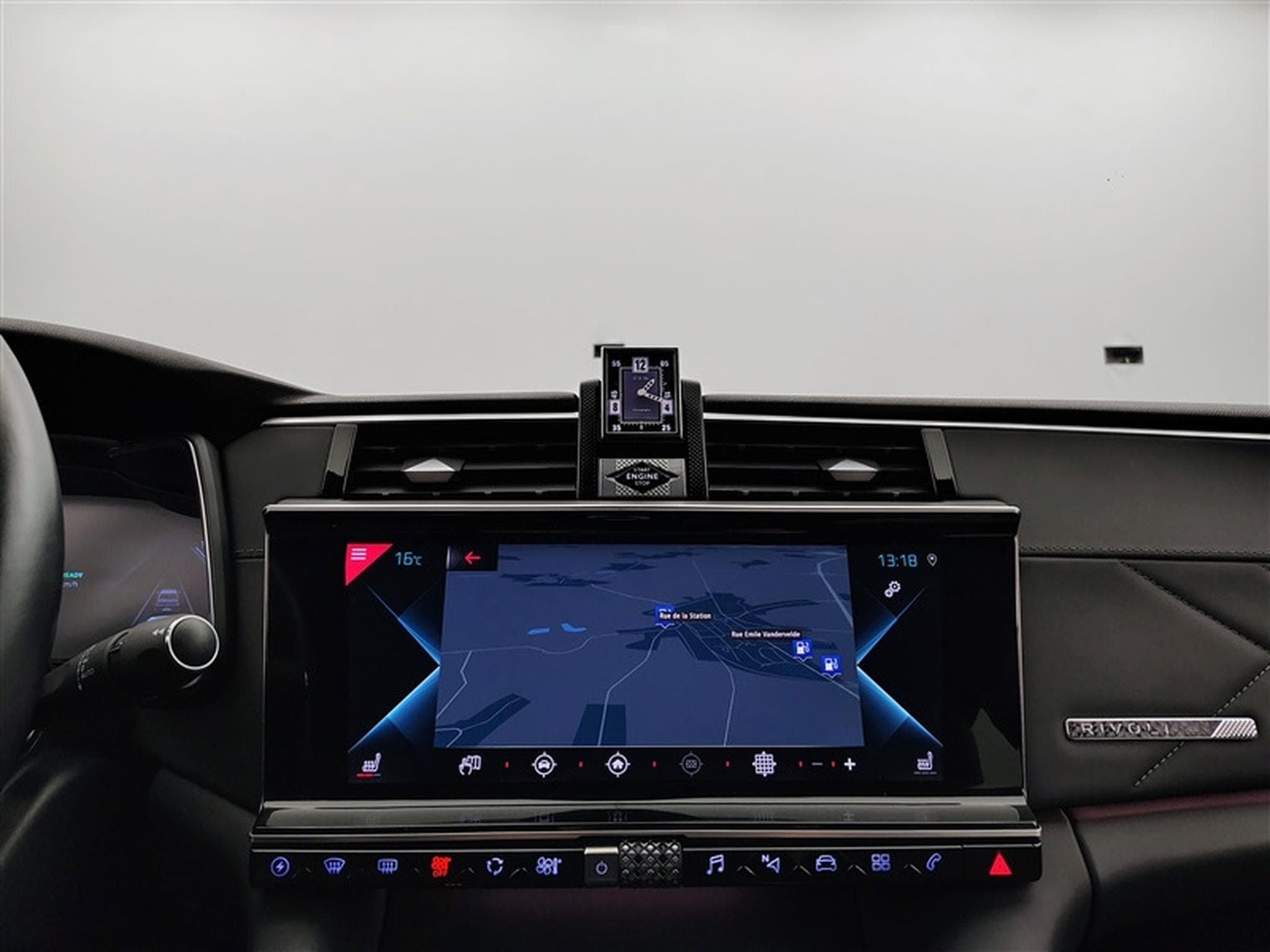DS Automobiles DS9 1.6 E-Tense 225 Rivoli PHEV (2022) - Photo 11