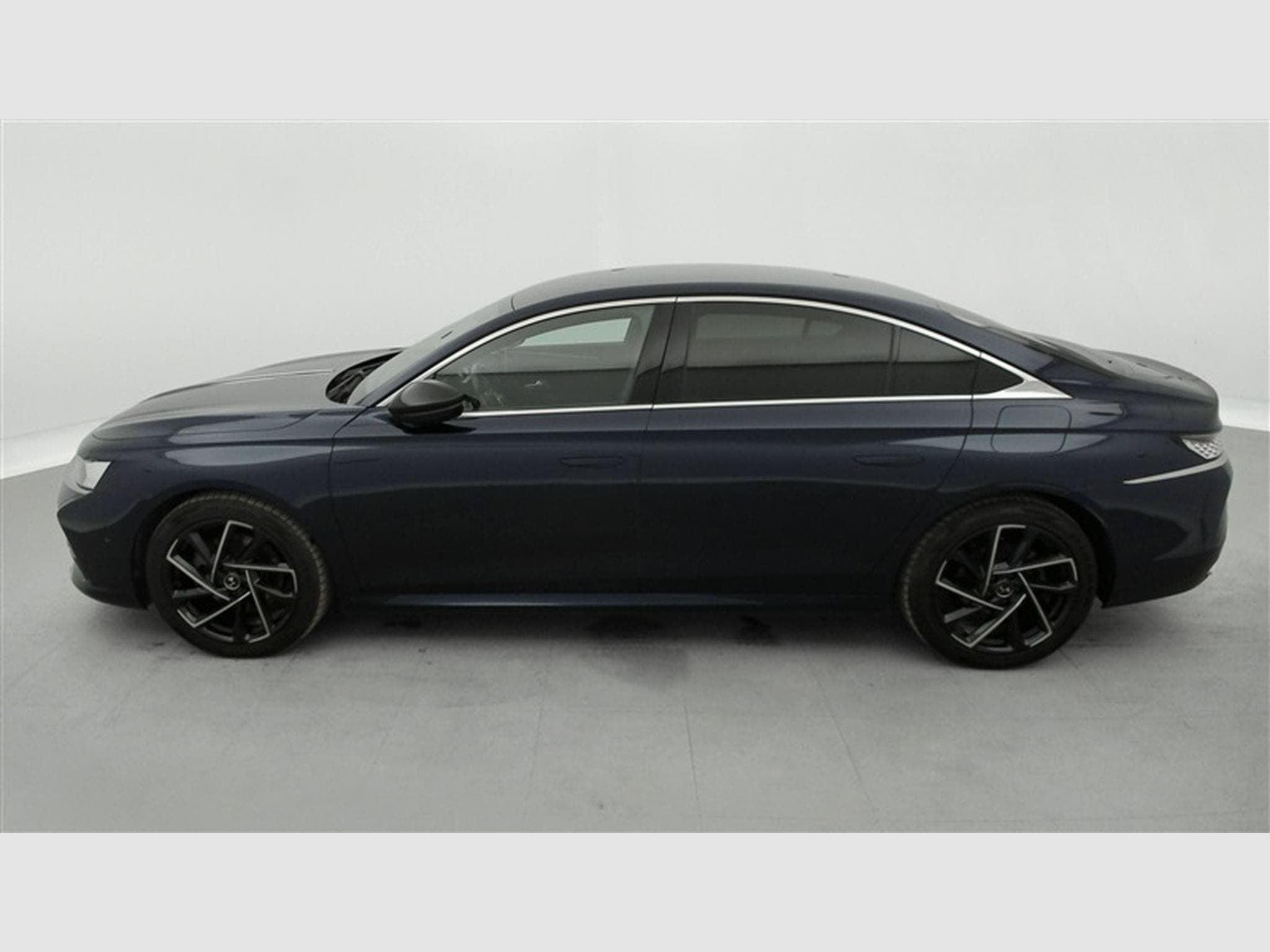 DS Automobiles DS9 1.6 E-Tense 225 Rivoli PHEV (2022) - Photo 3