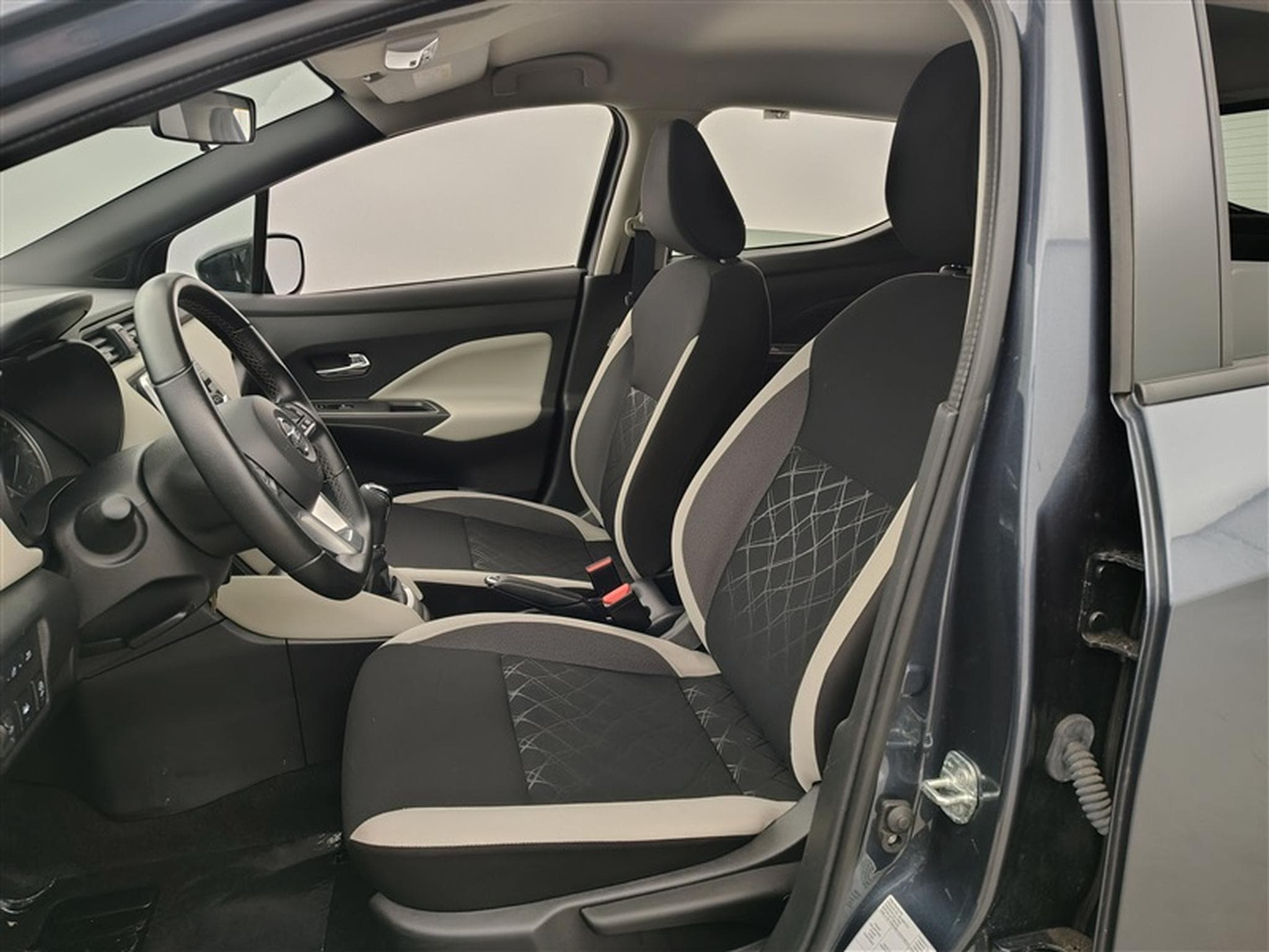Nissan Micra 1.0 IG-T N-Design  Navi / PDC (2023) - Photo 7
