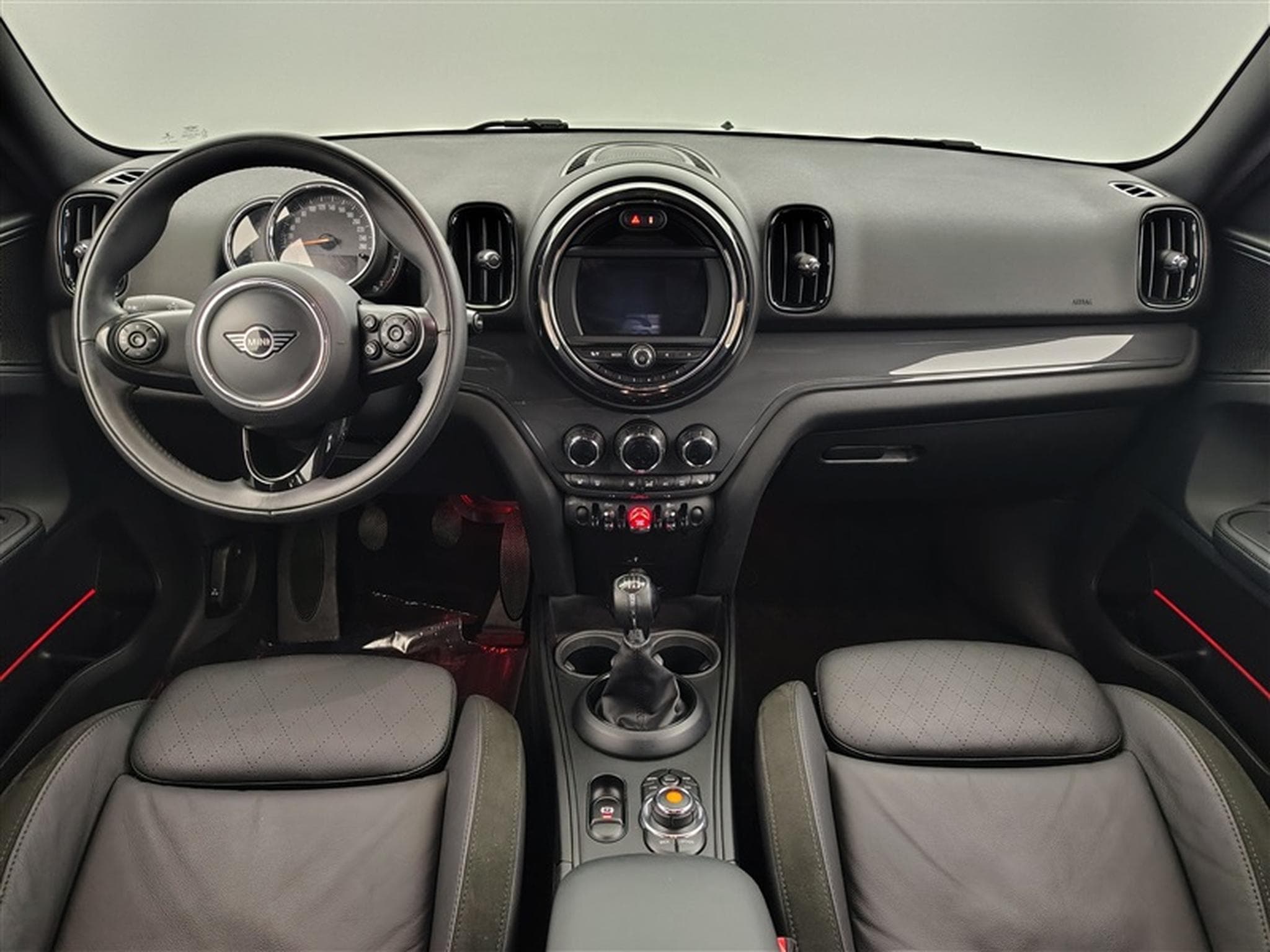 MINI Countryman Mini Countryman 1.5 Cooper Cuir / Navi / Led (2019) - Foto 8