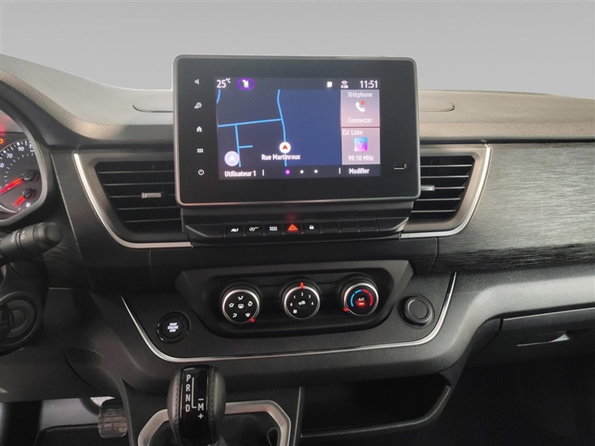 Renault Trafic 2.0 Blue dCi L2 Intens EDC 9PL NAVI / FULL LED (2024) - Foto 11