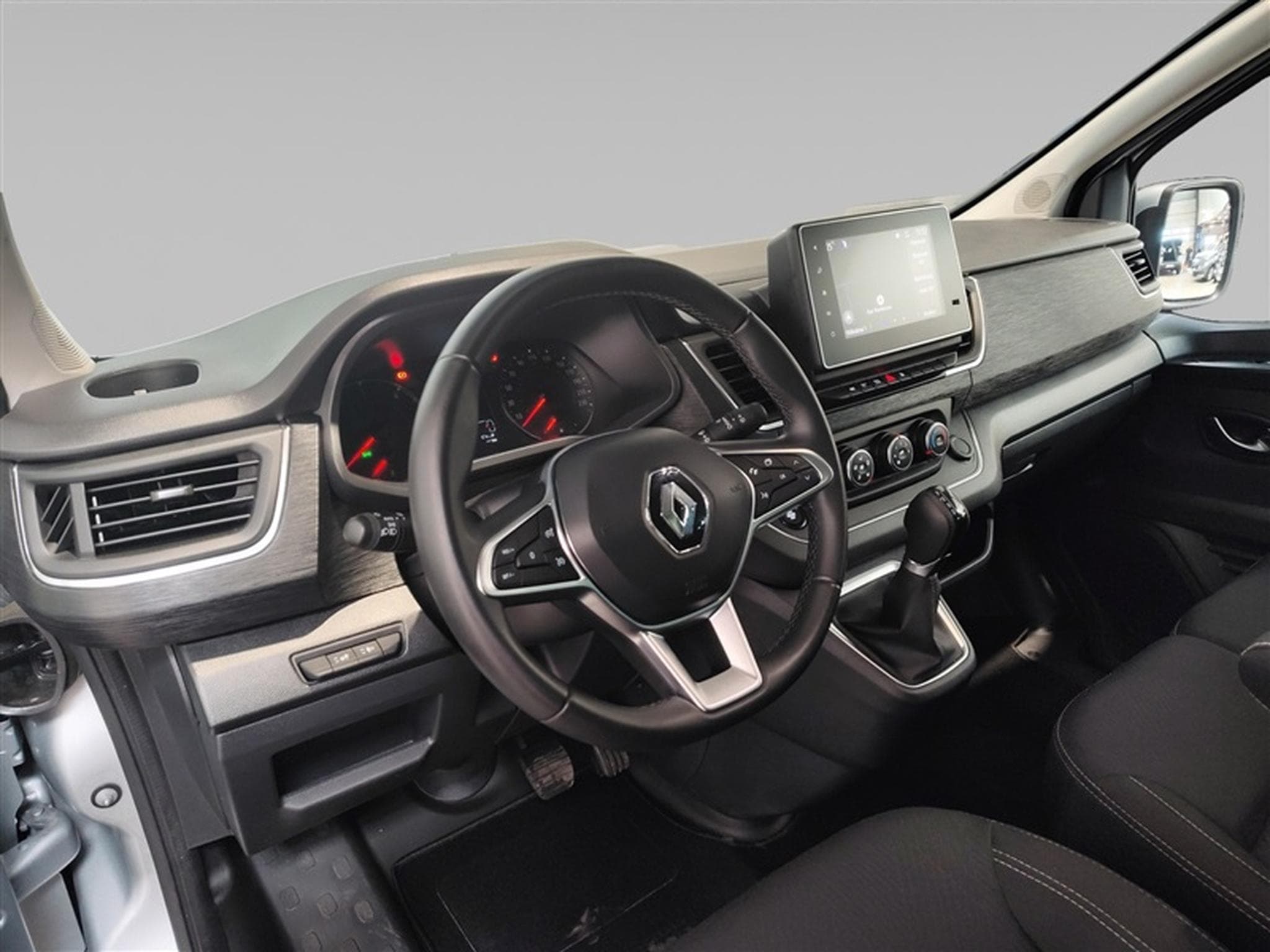 Renault Trafic 2.0 Blue dCi L2 Intens EDC 9PL NAVI / FULL LED (2024) - Foto 8