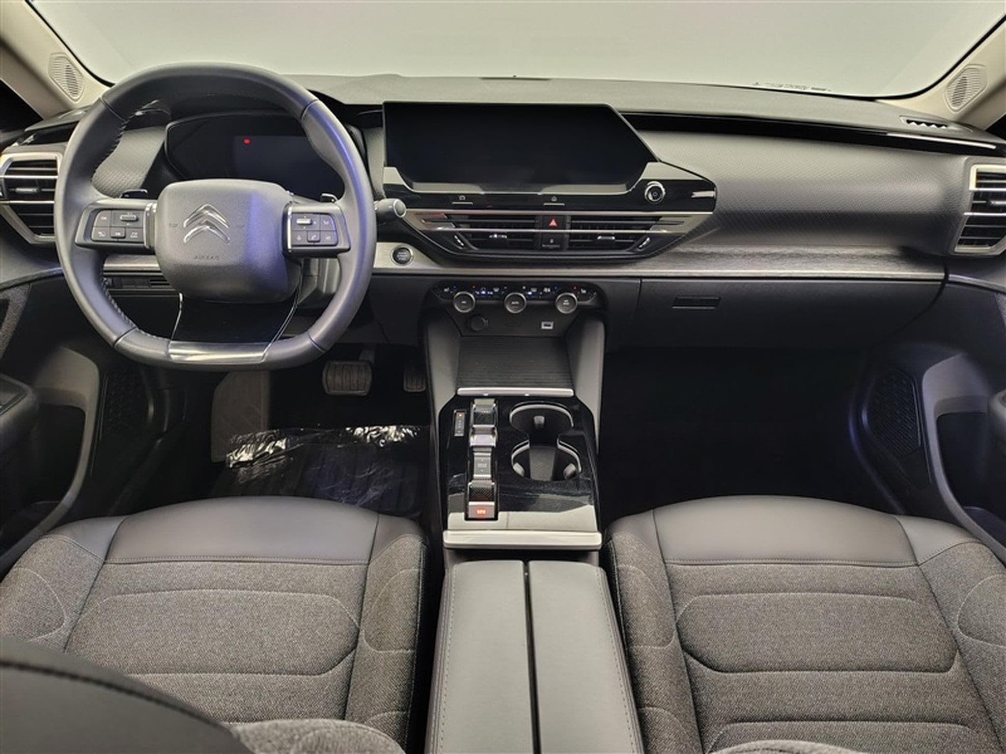 Citroen C5 X 1.2 Turbo 131cv **CARPLAY/NAVI/RADAR AV/AR/FULL LED** (2023) - Foto 8