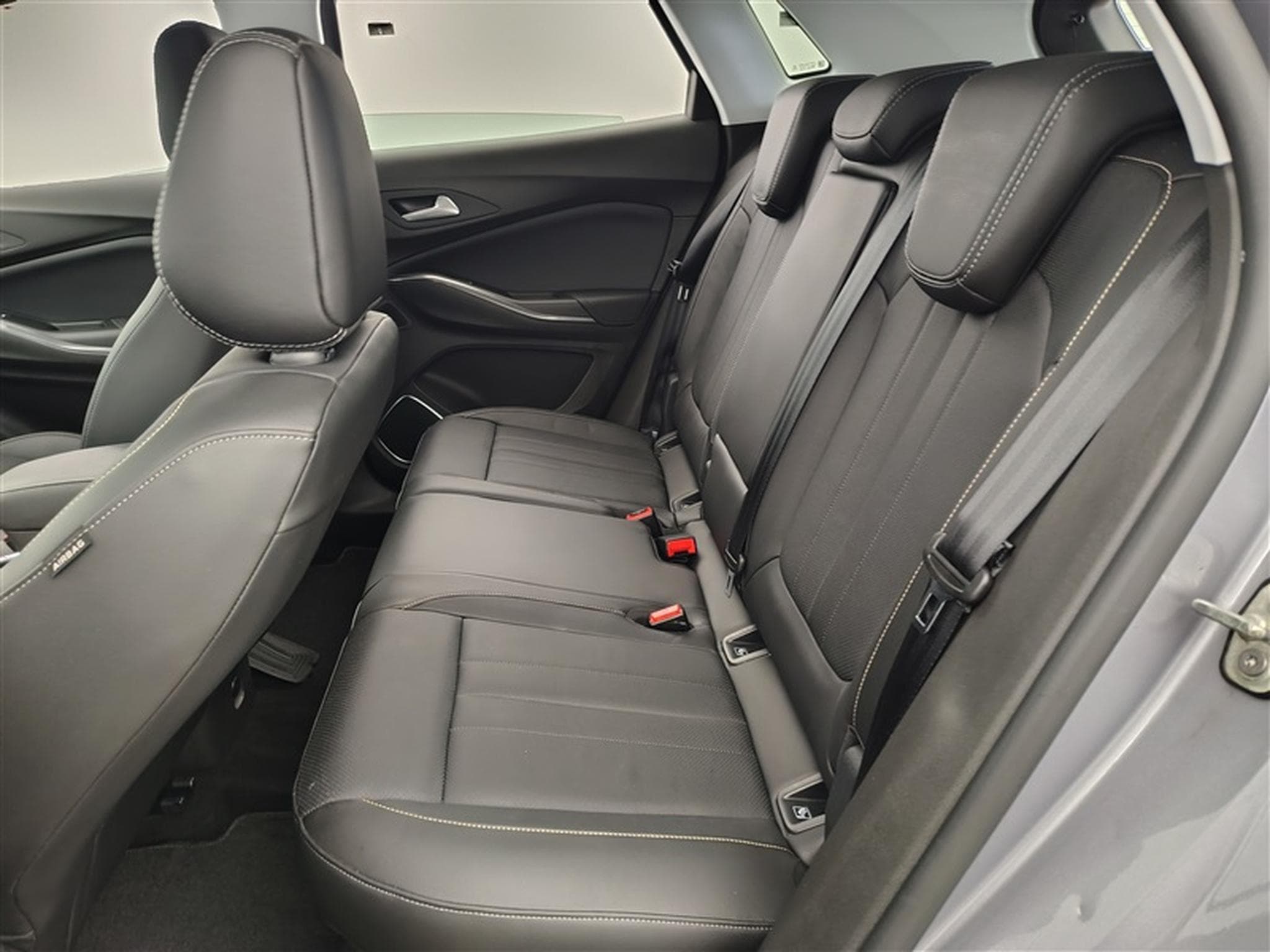 Opel Grandland 1.5 Turbo D AT8 Innovation NAVI / CUIR / FULL LED (2021) - Foto 13