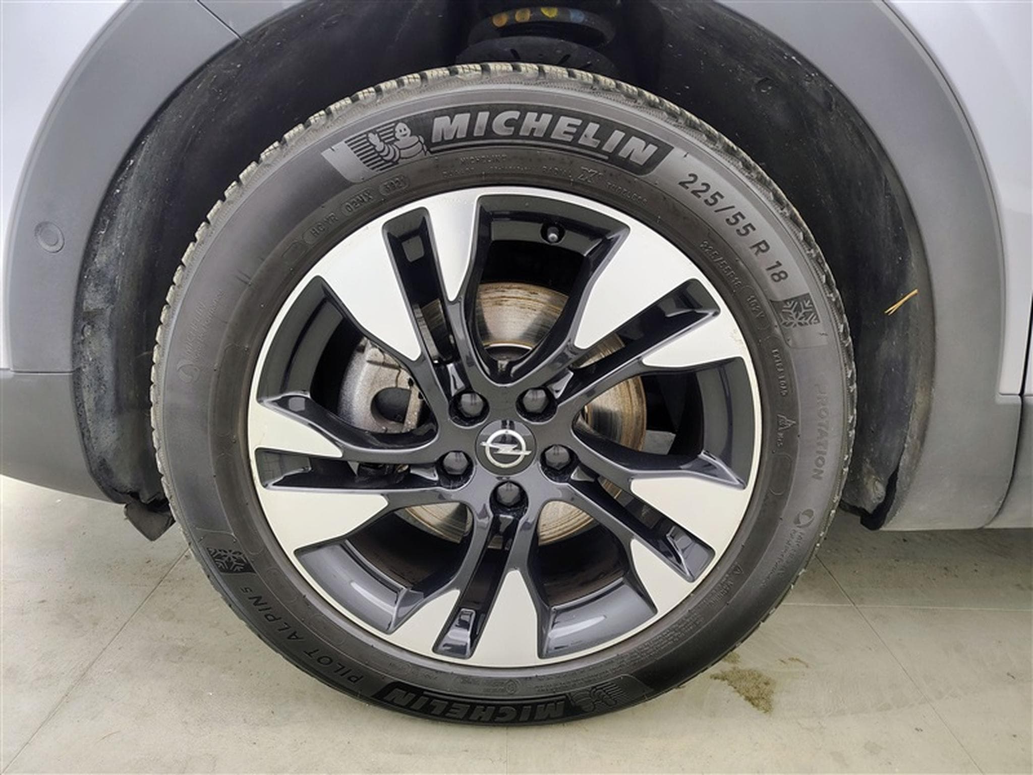 Opel Grandland 1.5 Turbo D AT8 Innovation NAVI / CUIR / FULL LED (2021) - Foto 6
