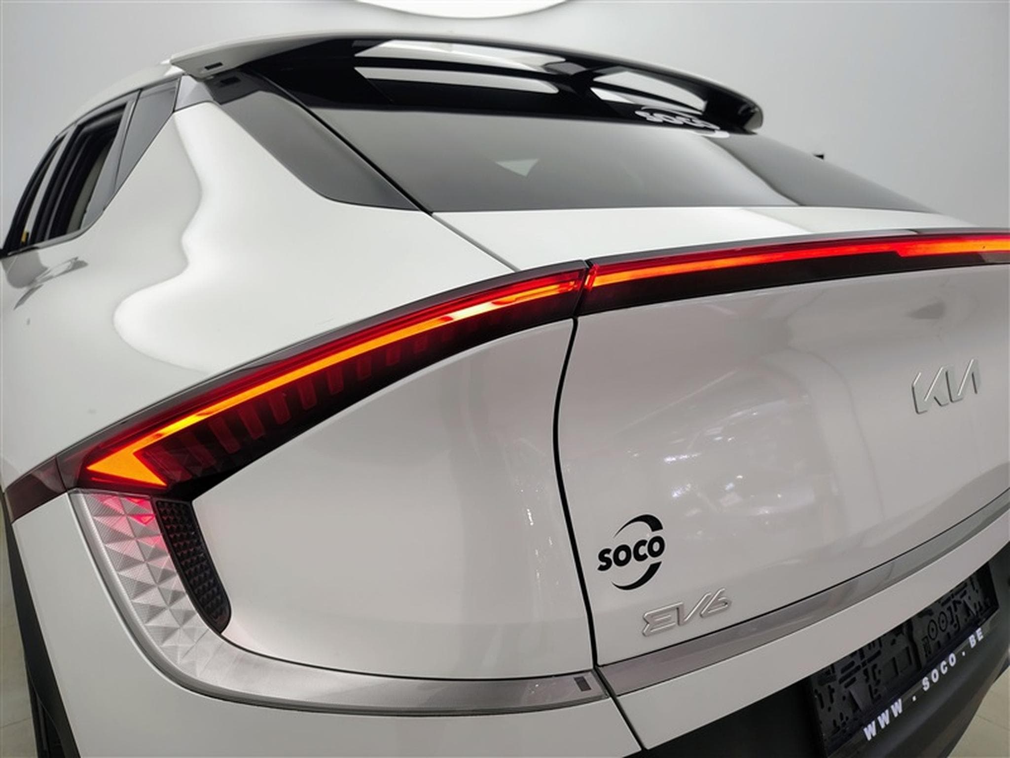 Kia EV6 EV6 Edition NAVI / FULL LED / CUIR PARTIEL / CAMERA (2025) - Foto 16