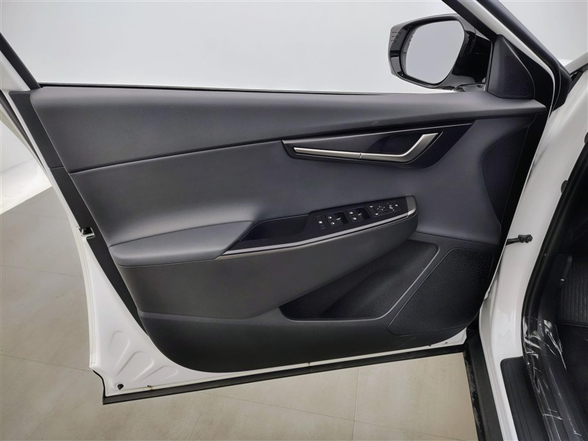 Kia EV6 EV6 Edition NAVI / FULL LED / CUIR PARTIEL / CAMERA (2025) - Foto 17
