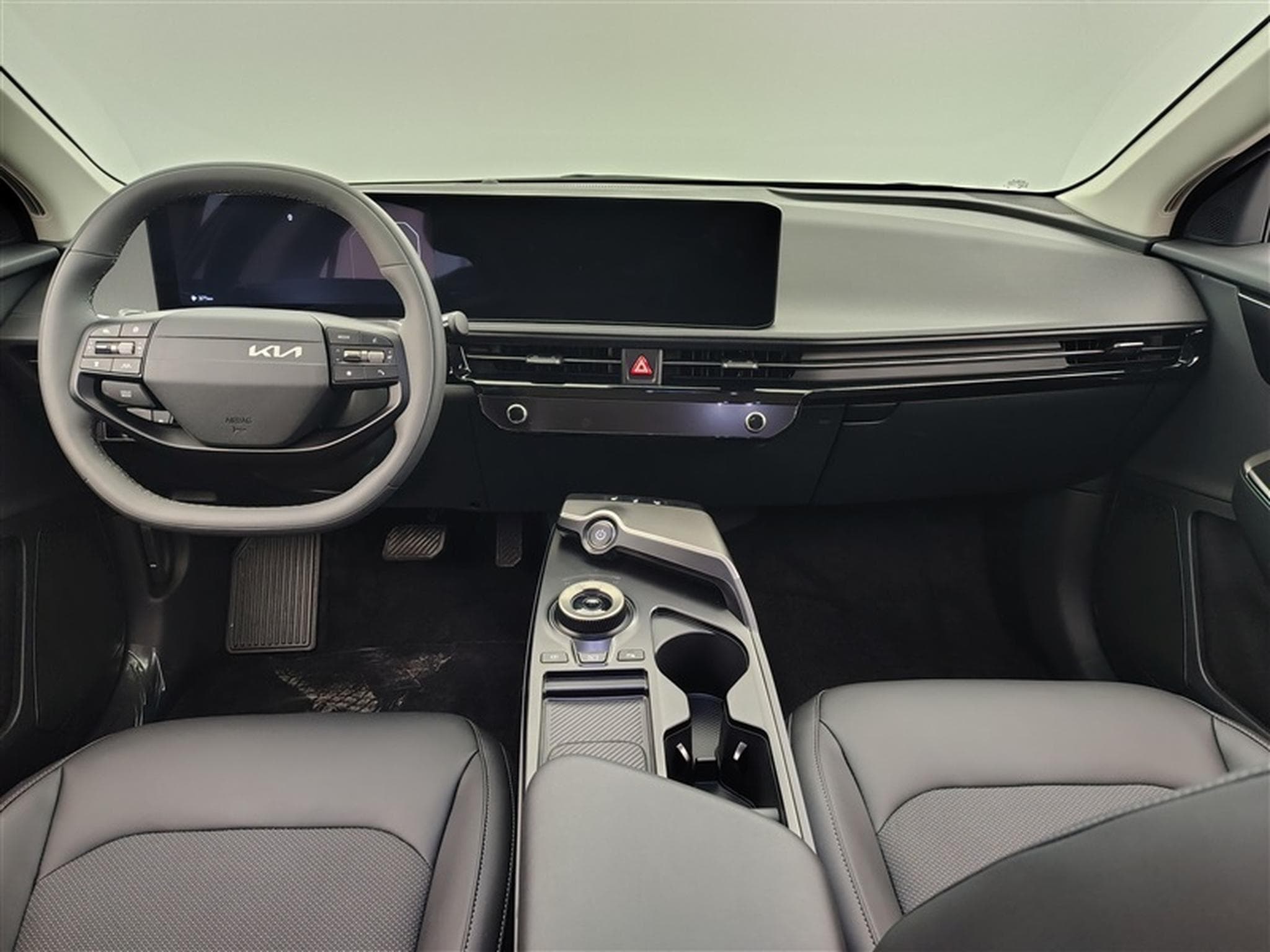 Kia EV6 EV6 Edition NAVI / FULL LED / CUIR PARTIEL / CAMERA (2025) - Foto 8