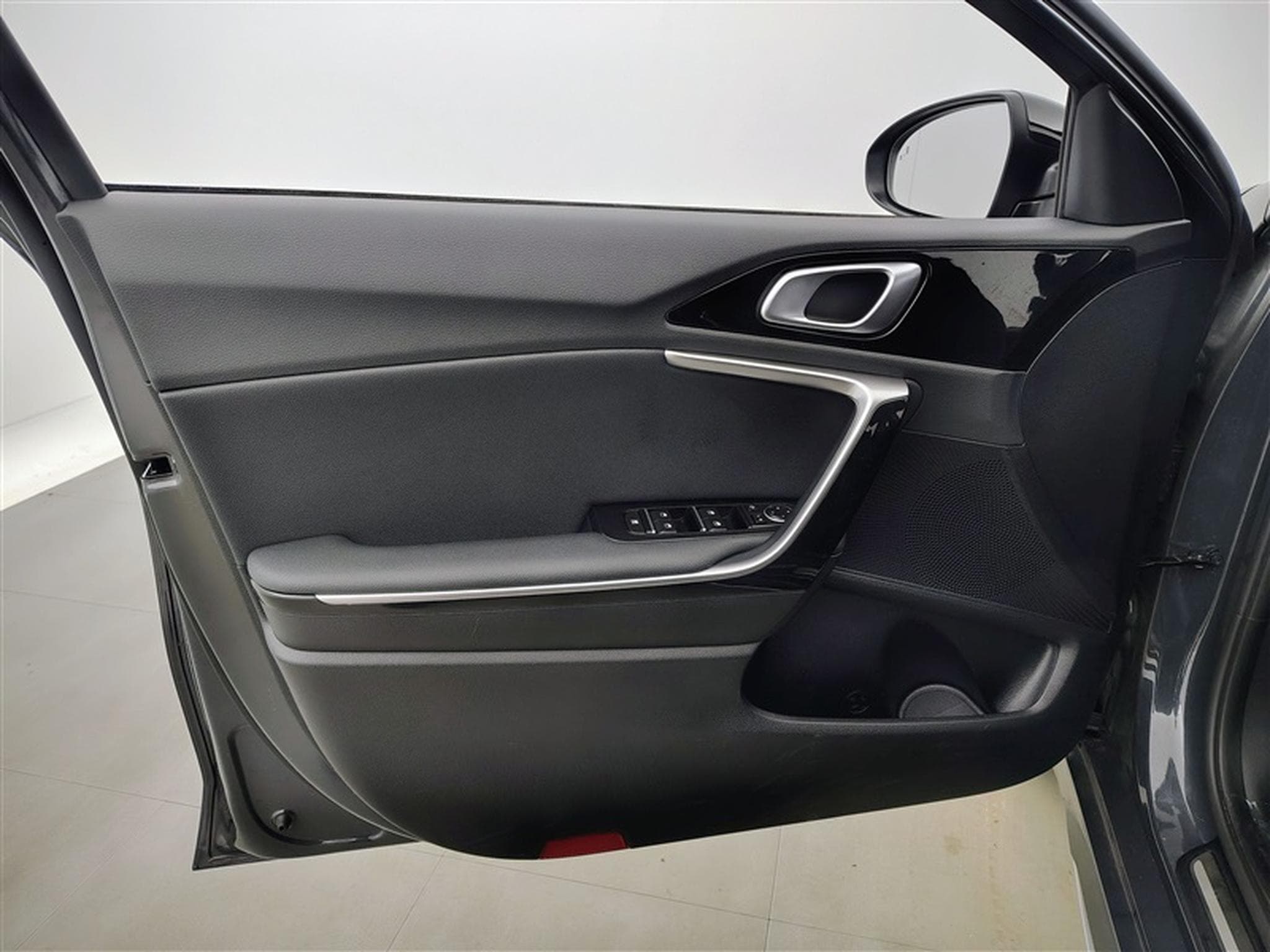 Kia ProCeed 1.0TGI GT-LINE Navi / Led / Caméra (2024) - Photo 17