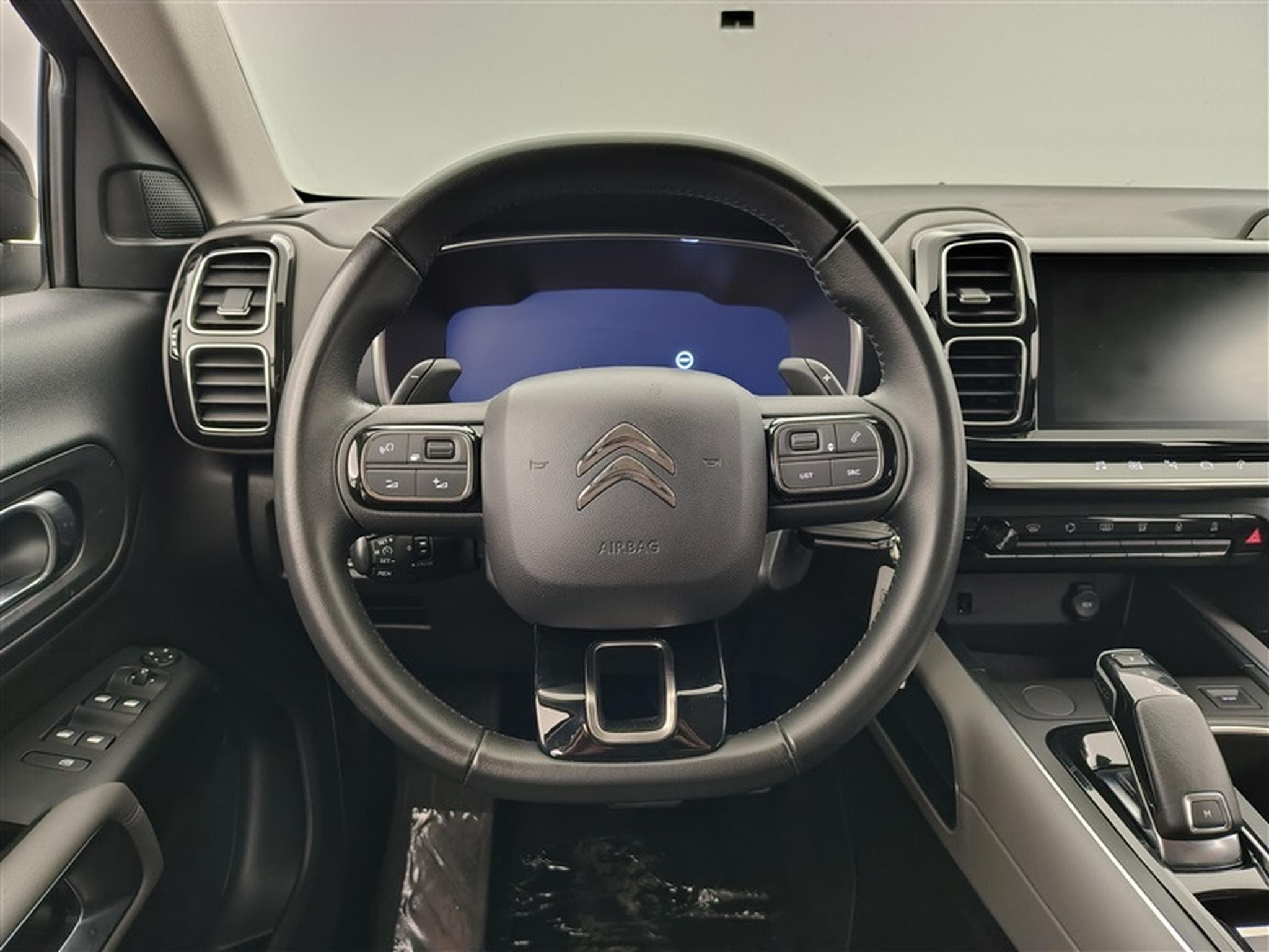 Citroen C5 Aircross 1.2 PureTech 130cv EAT8 Feel CARPLAY / CAMERA / JA 18" (2020) - Photo 9