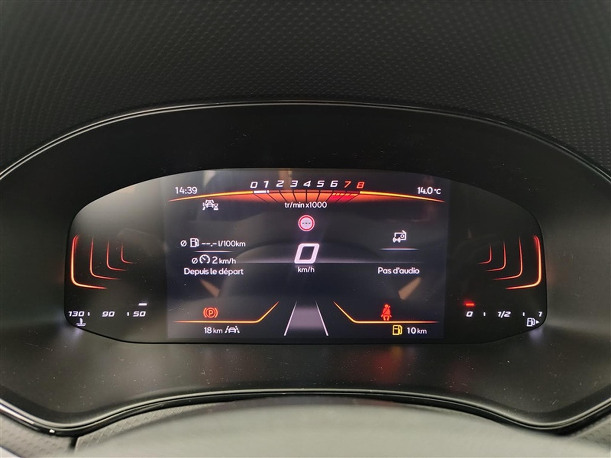 Seat Ibiza 1.0i MPI 80cv CARPLAY / LED / PDC / ALU (2026) - Photo 10