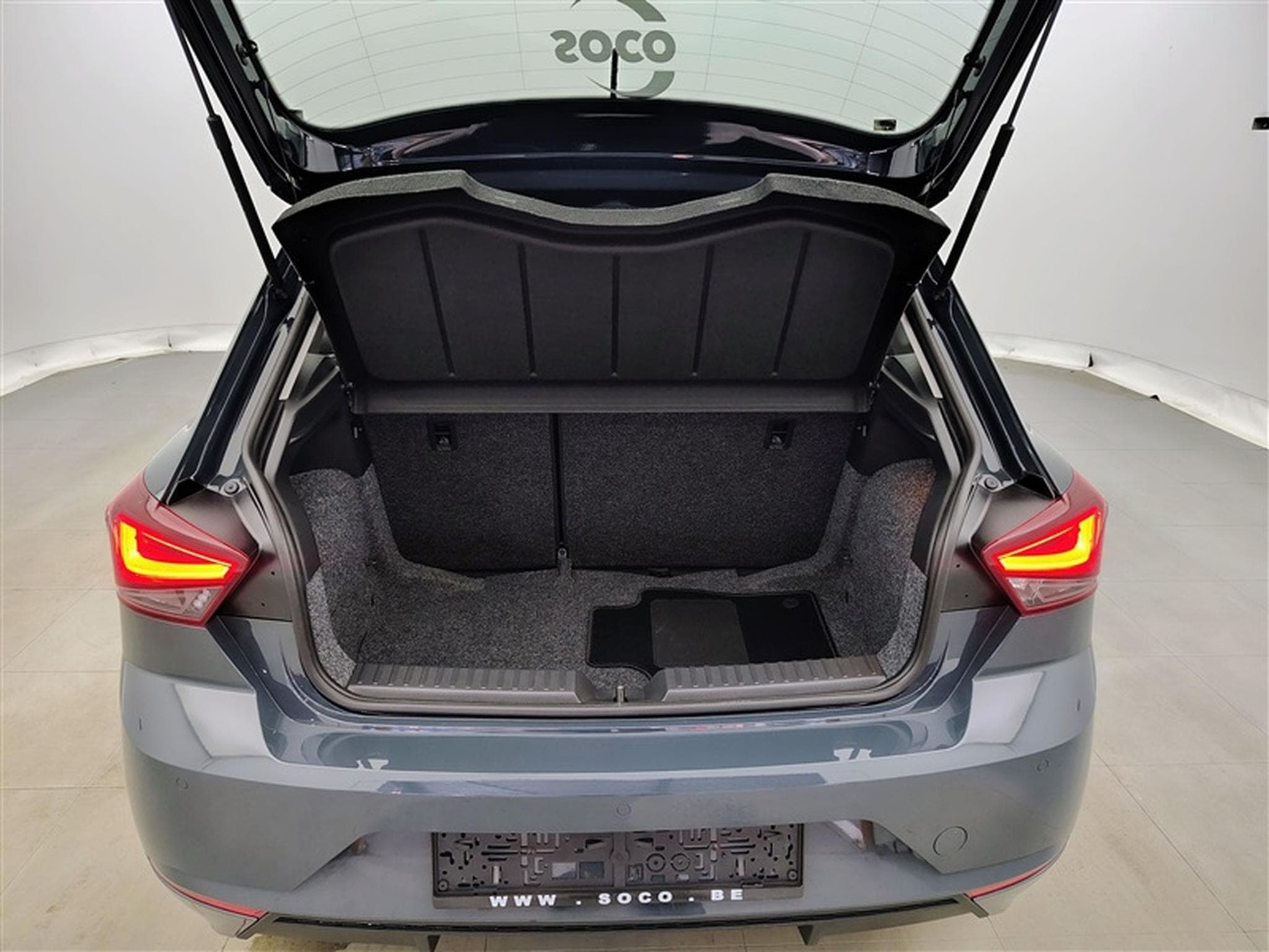 Seat Ibiza 1.0i MPI 80cv CARPLAY / LED / PDC / ALU (2026) - Photo 14