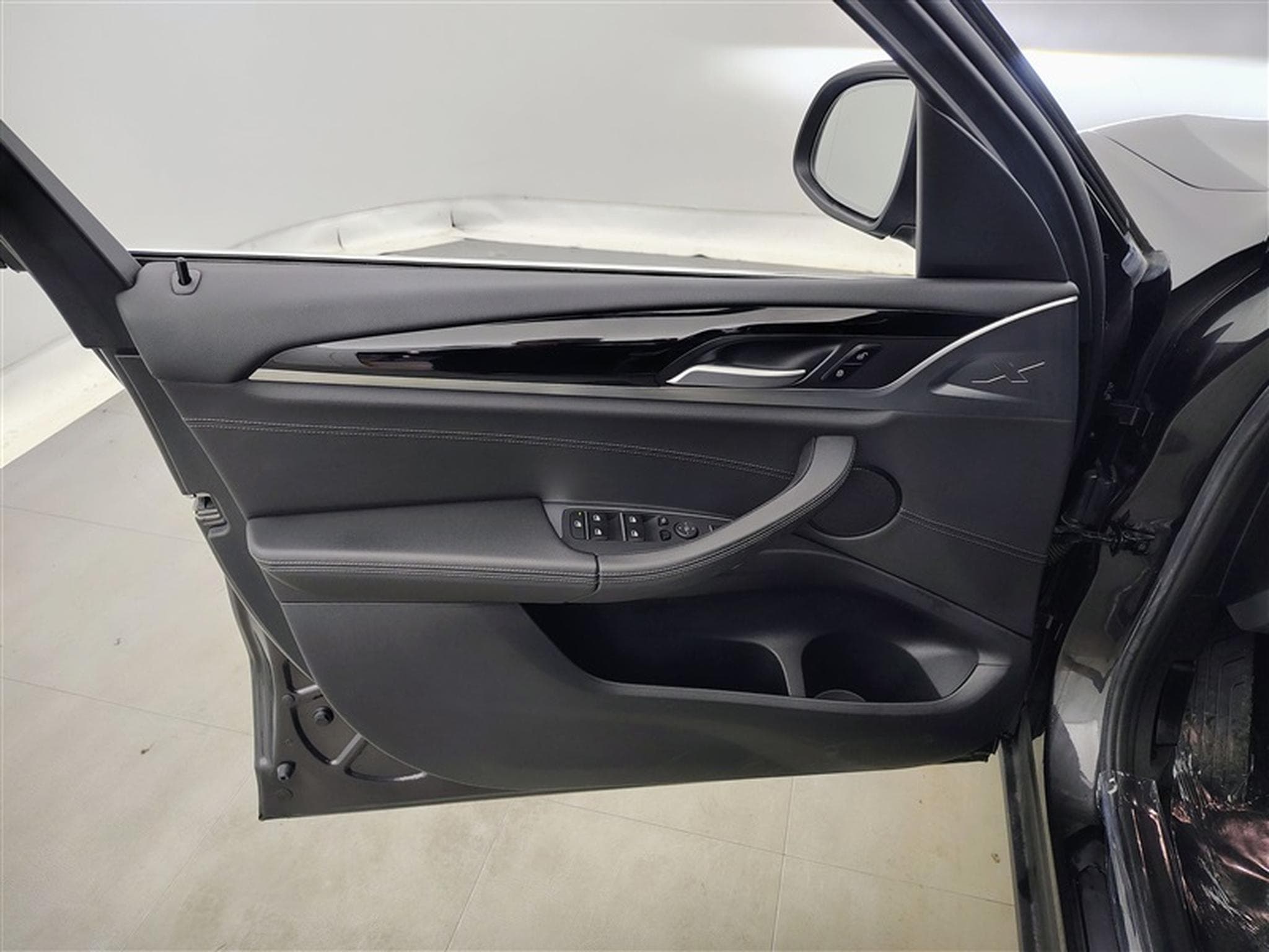 BMW X3 2.0 dA xDrive20 MHEV NAVI / CUIR SPORT / FULL LED (2023) - Foto 17