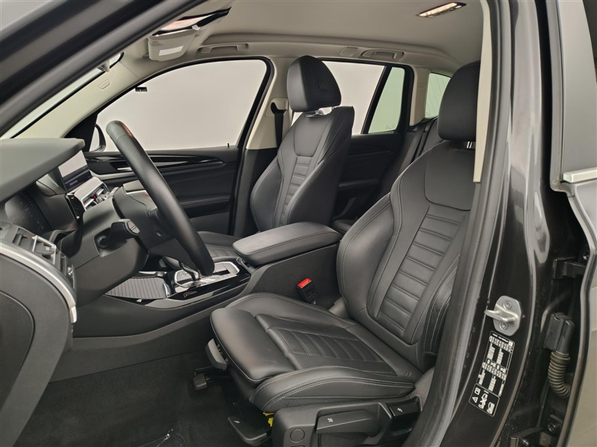 BMW X3 2.0 dA xDrive20 MHEV NAVI / CUIR SPORT / FULL LED (2023) - Foto 7