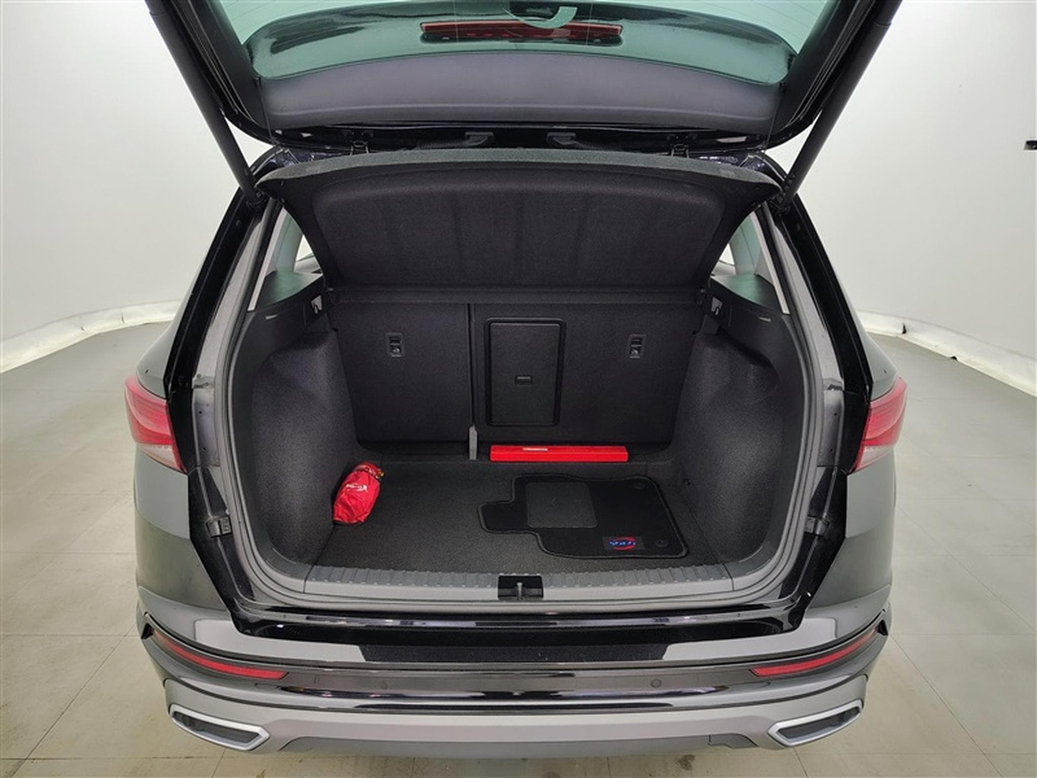 Seat Ateca 2.0 TDI 150cv "FR" NAVI / FULL LED / KEYLESS/ CAMERA / JA 19 (2023) - Photo 14