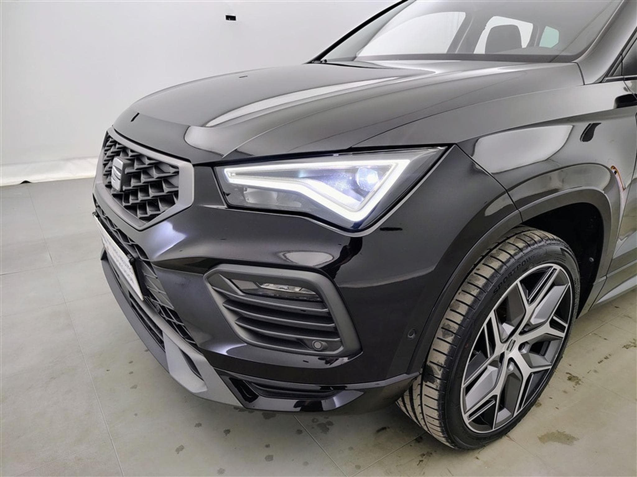 Seat Ateca 2.0 TDI 150cv "FR" NAVI / FULL LED / KEYLESS/ CAMERA / JA 19 (2023) - Photo 15
